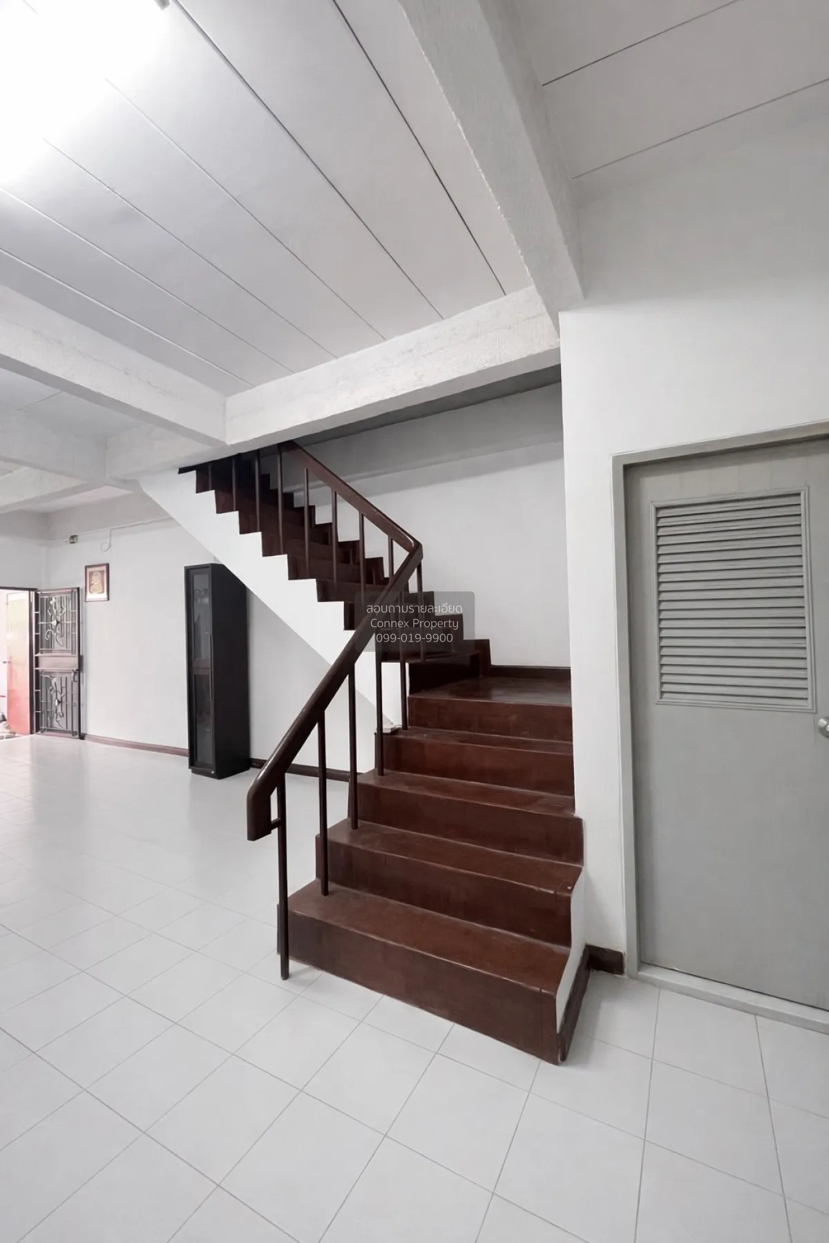 For Sale Townhouse/Townhome  , Baan Patcharat , corner unit , MRT
