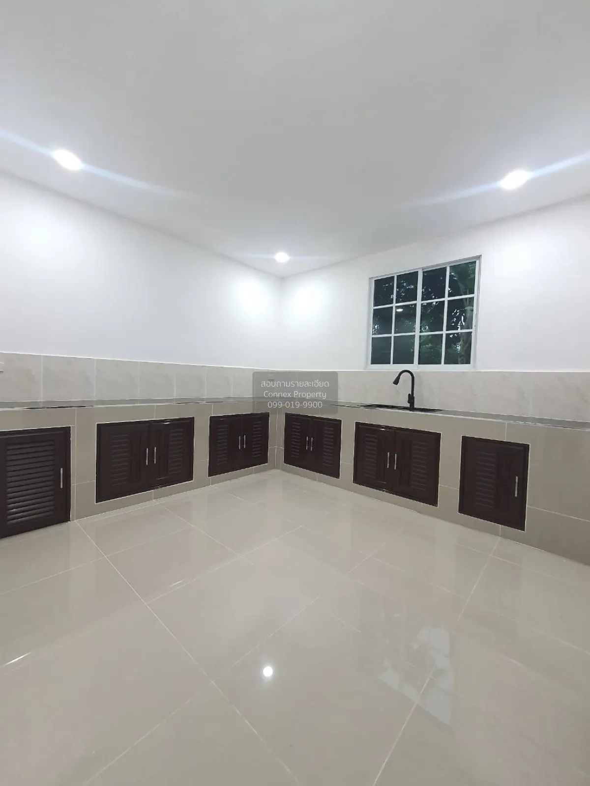 ขายบ้าน  บ้านลลิล เดอะยังเอ็กเซ็คคูทีฟ อ่อนนุช-วงแหวนฯ - สุวรรณภู