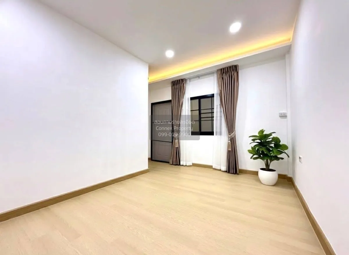 ขายทาวน์เฮาส์ 2 ชั้น พื้นที่ 16 ตารางวา จรัญสนิทวงศ์ 37 บางกอกน้อ