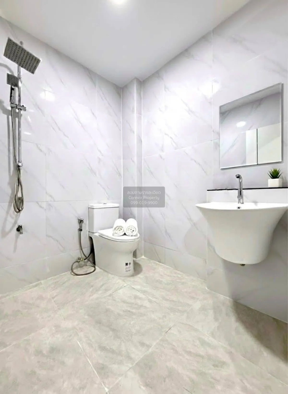 ขายทาวน์เฮาส์ 2 ชั้น พื้นที่ 16 ตารางวา จรัญสนิทวงศ์ 37 บางกอกน้อ