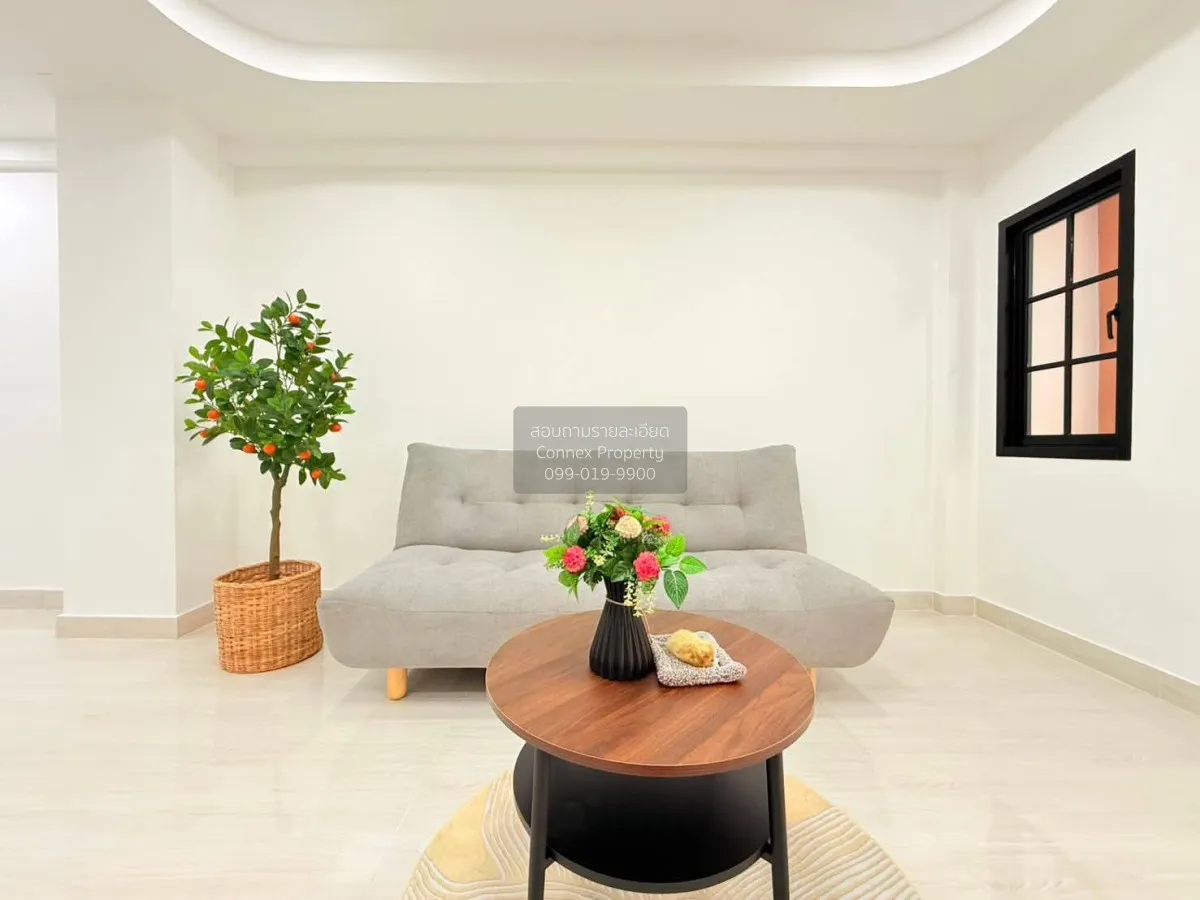 For Sale Townhouse/Townhome  , Nawakarn Sereethai , newly renovat