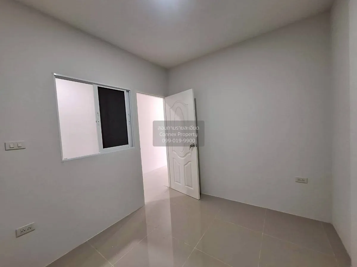 For Sale Townhouse, Wang Hin Soi 8. , newly renovated , Surasak , 3