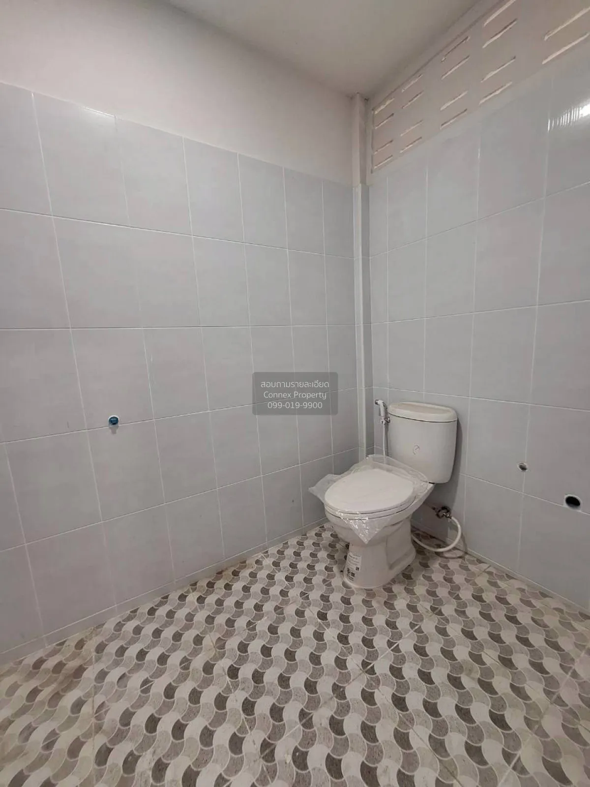 For Sale Townhouse, Wang Hin Soi 8. , newly renovated , Surasak ,