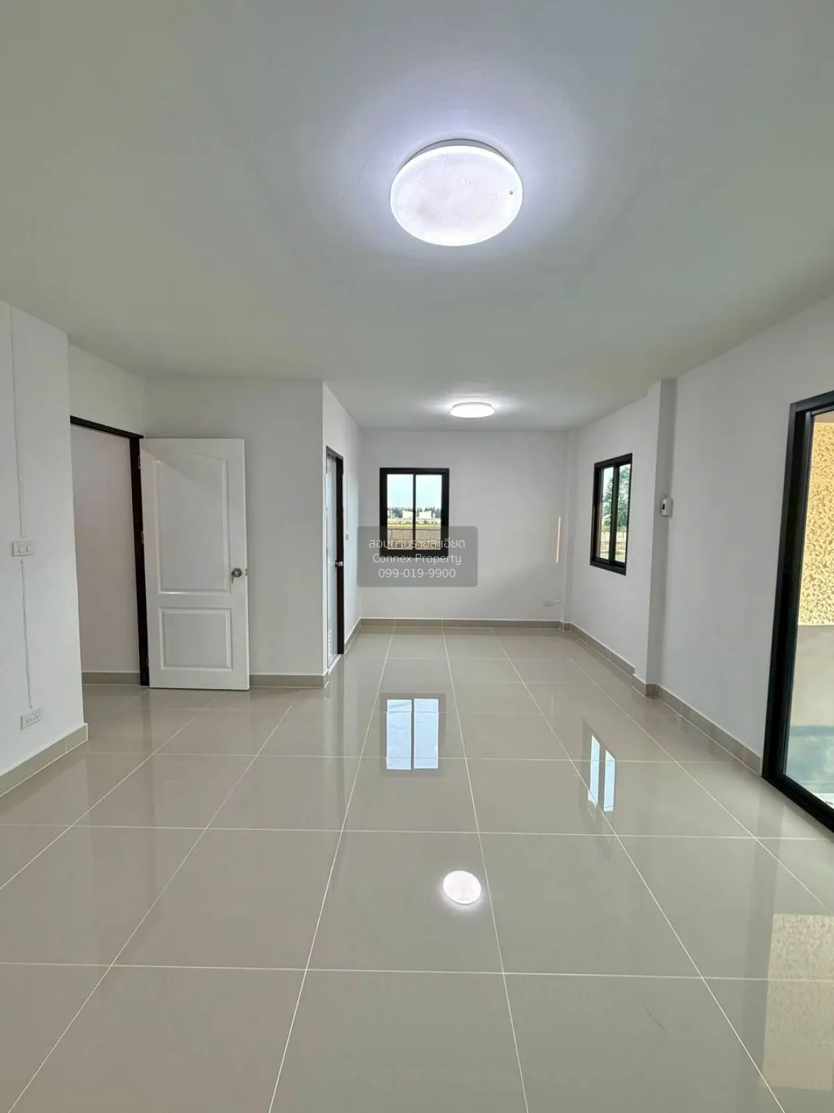 For Sale Townhouse/Townhome  , Baan Nanthicha 3/8 , corner unit ,