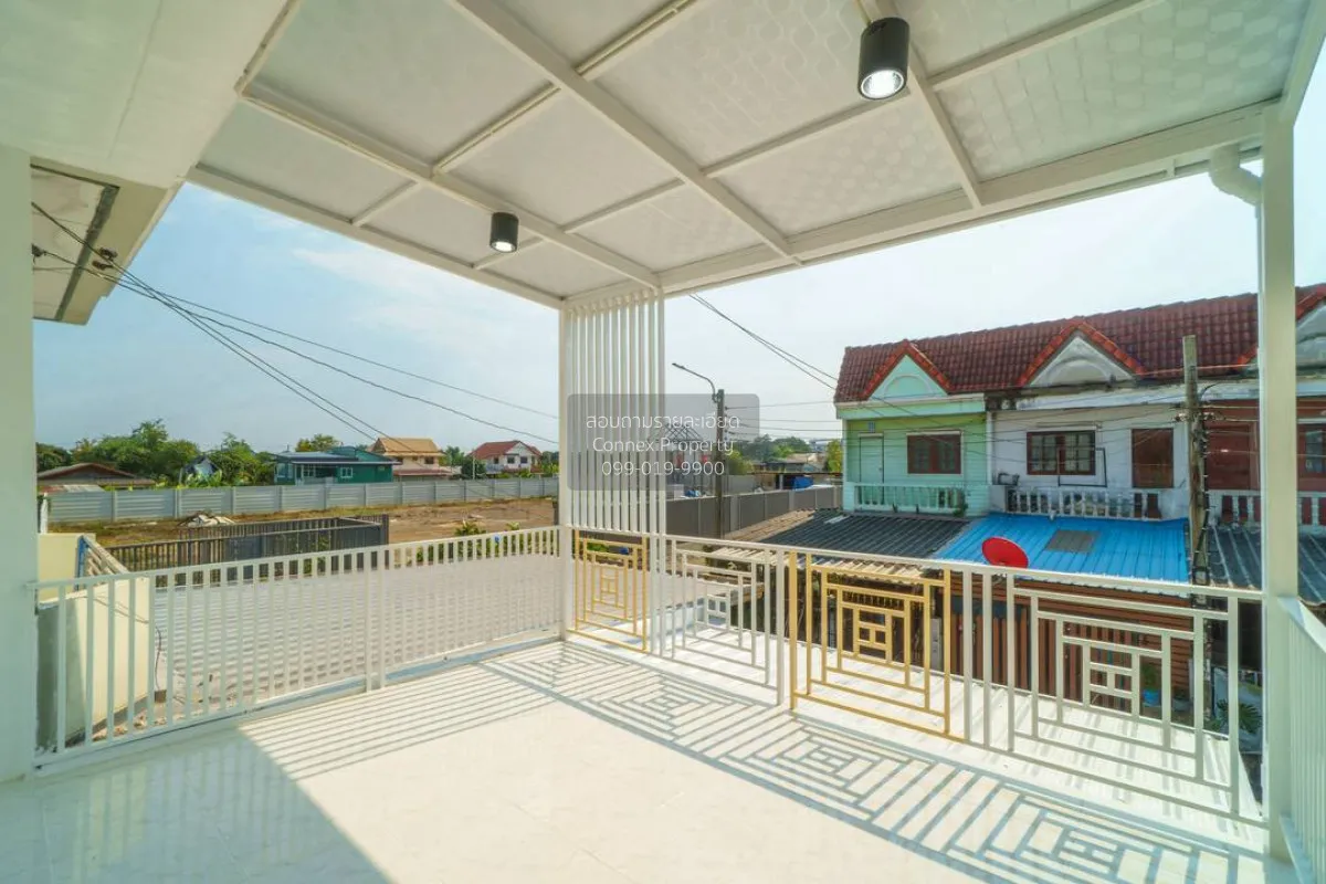 For Sale Townhouse/Townhome  , Pimonrat 2 , newly renovated , Phi