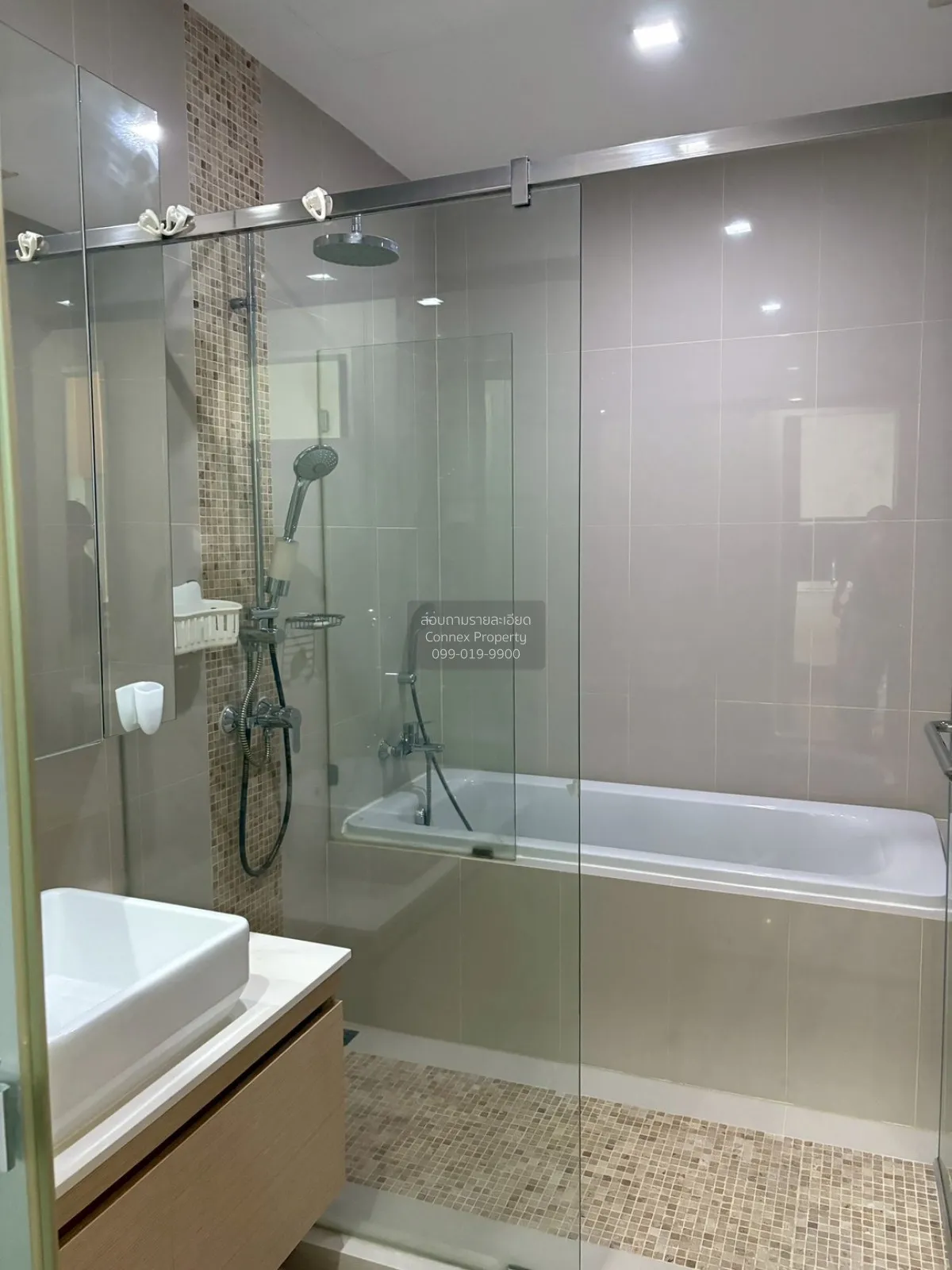 เช่าคอนโด  คิว อโศก MRT-เพชรบุรี มักกะสัน เขต ราชเทวี กรุงเทพ CX- 4