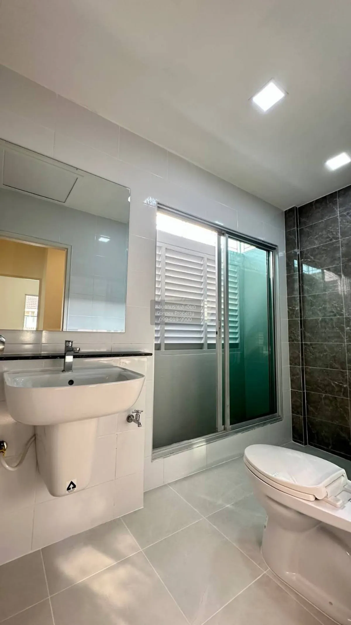 ขายทาวน์เฮ้าส์/ทาวน์โฮม  เดอะ วิลล่า รัตนาธิเบศร์ ห้องมุม MRT-บาง