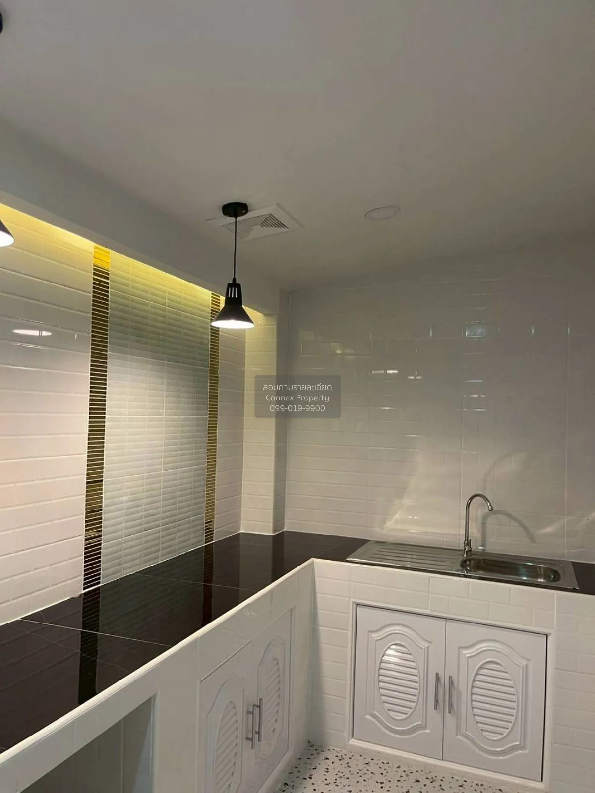 ขายทาวน์เฮ้าส์/ทาวน์โฮม  บ้านลุมพินี บางบัวทอง รีโนเวทใหม่ MRT-คล