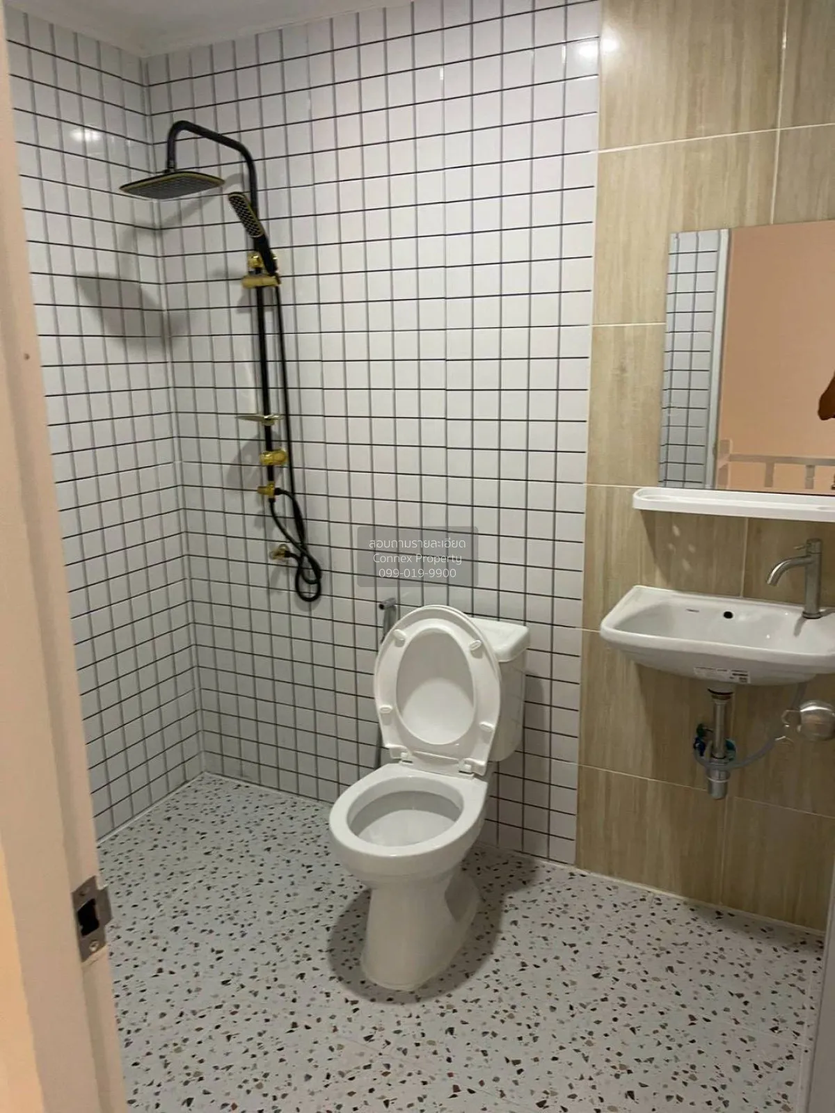 ขายทาวน์เฮ้าส์/ทาวน์โฮม  บ้านลุมพินี บางบัวทอง รีโนเวทใหม่ MRT-คล