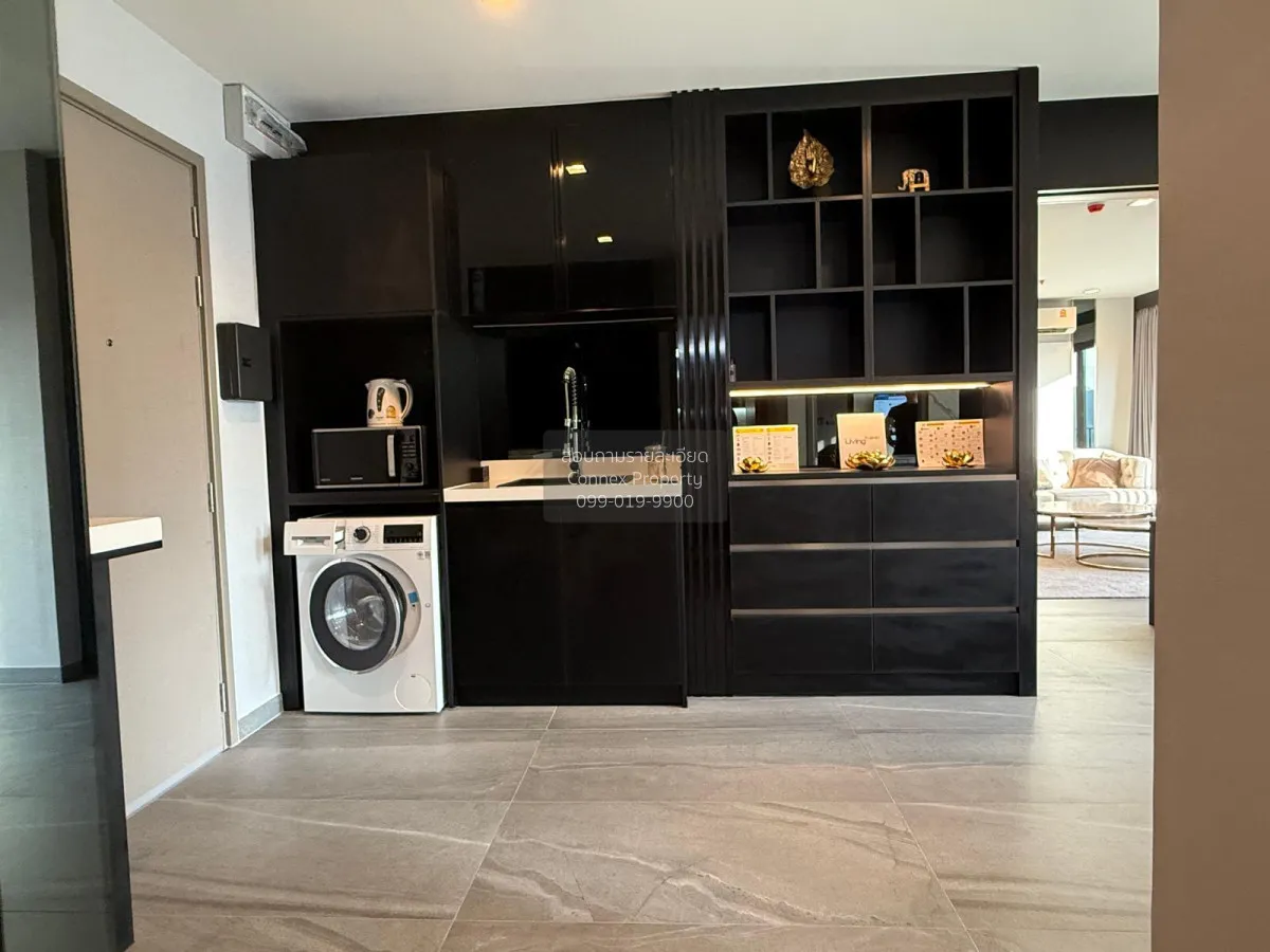 ขายคอนโด  ไลฟ์ อโศก ไฮป์ พระราม 9 วิวสวย ชั้นสูง ห้องมุม รีโนเวทใ