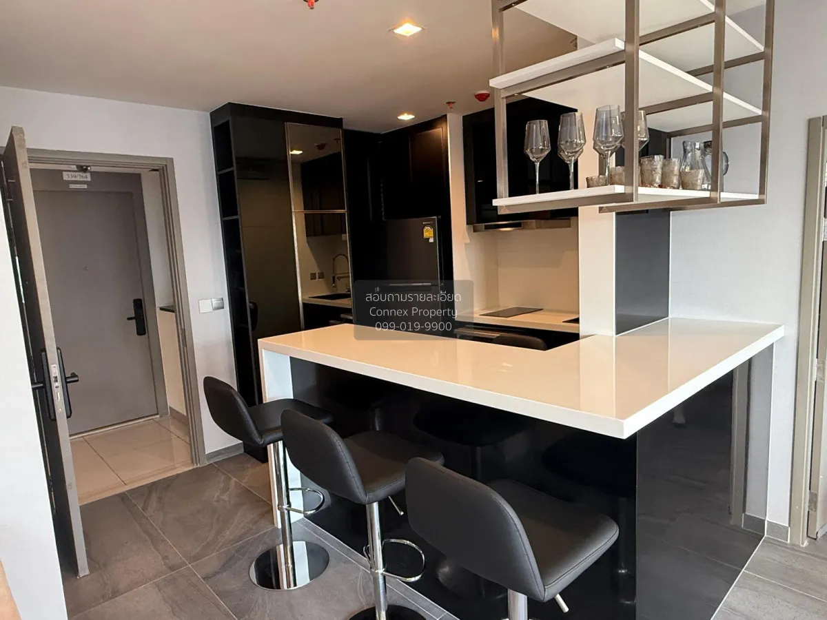 ขายคอนโด  ไลฟ์ อโศก ไฮป์ พระราม 9 วิวสวย ชั้นสูง ห้องมุม รีโนเวทใ