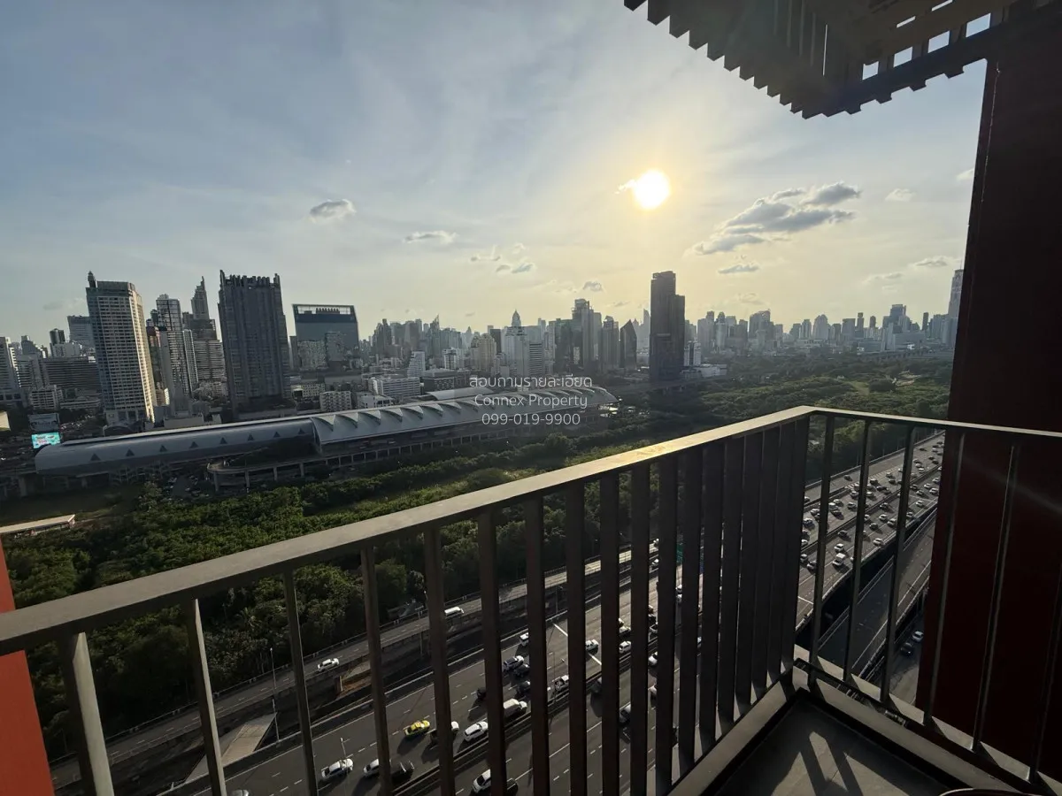 ขายคอนโด  ไลฟ์ อโศก ไฮป์ พระราม 9 วิวสวย ชั้นสูง ห้องมุม รีโนเวทใ