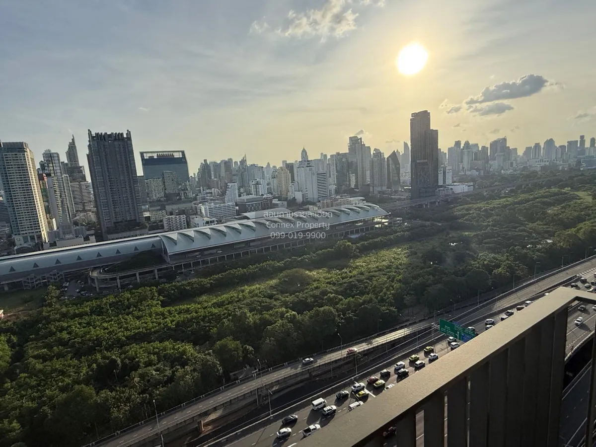 ขายคอนโด  ไลฟ์ อโศก ไฮป์ พระราม 9 วิวสวย ชั้นสูง ห้องมุม รีโนเวทใ