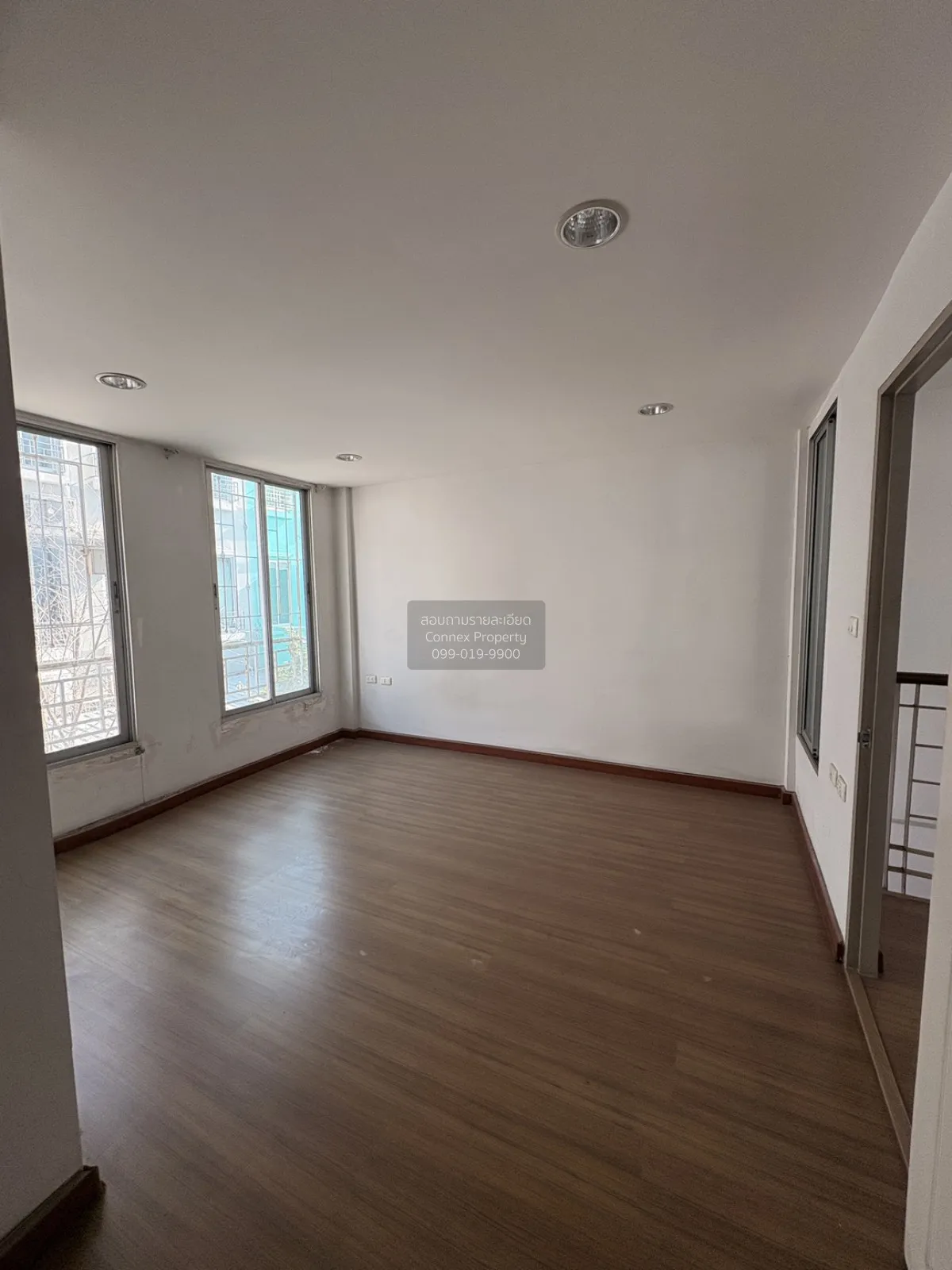 ขายทาวน์เฮ้าส์/ทาวน์โฮม  บ้านกลางเมือง บริติช ทาวน์ ศรีนครินทร์ M