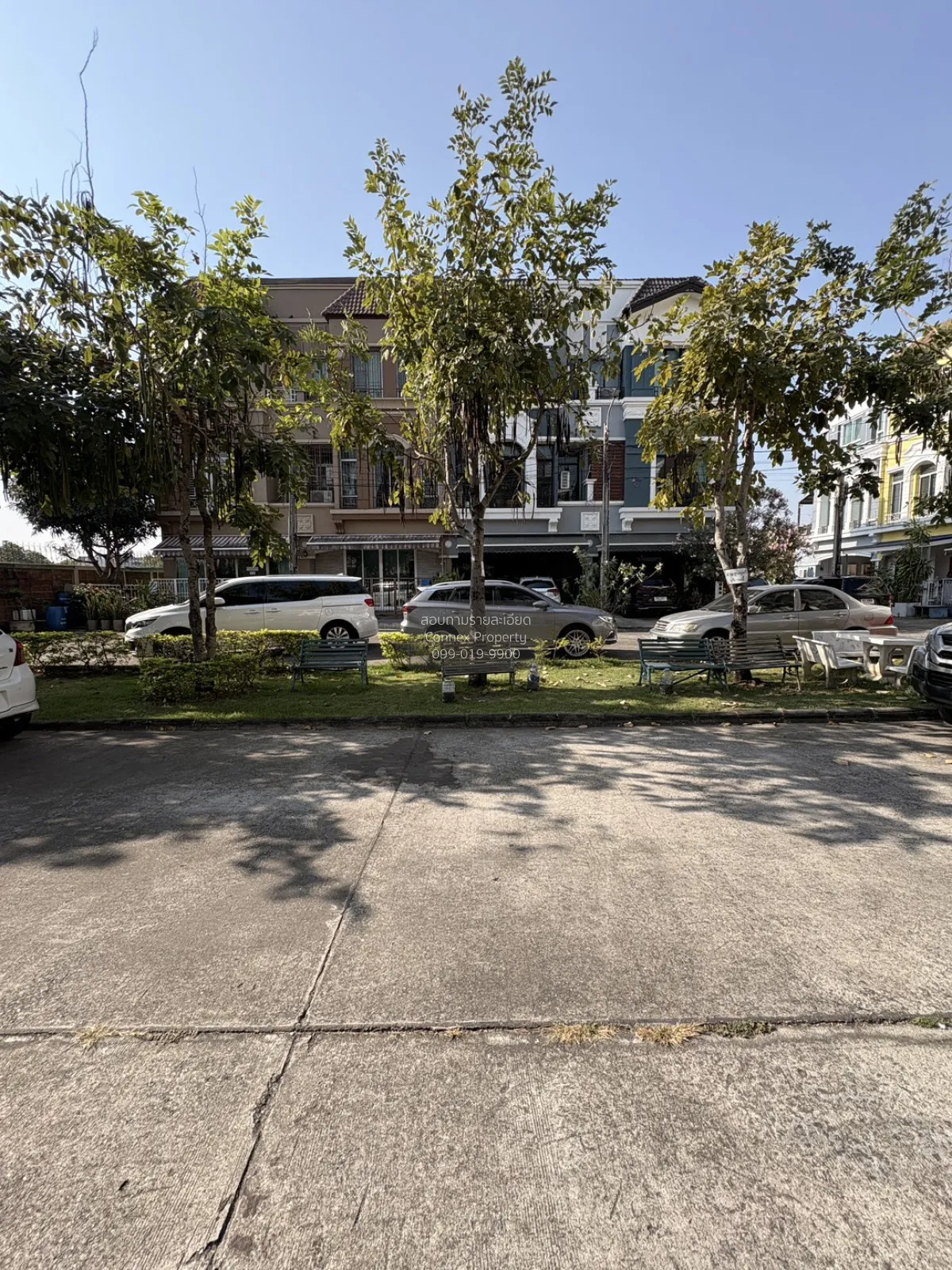 ขายทาวน์เฮ้าส์/ทาวน์โฮม  บ้านกลางเมือง บริติช ทาวน์ ศรีนครินทร์ M