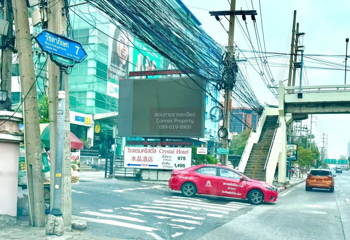 For Sale Condo , Srivara Mansion 1 , high floor , MRT-Thailand Cu