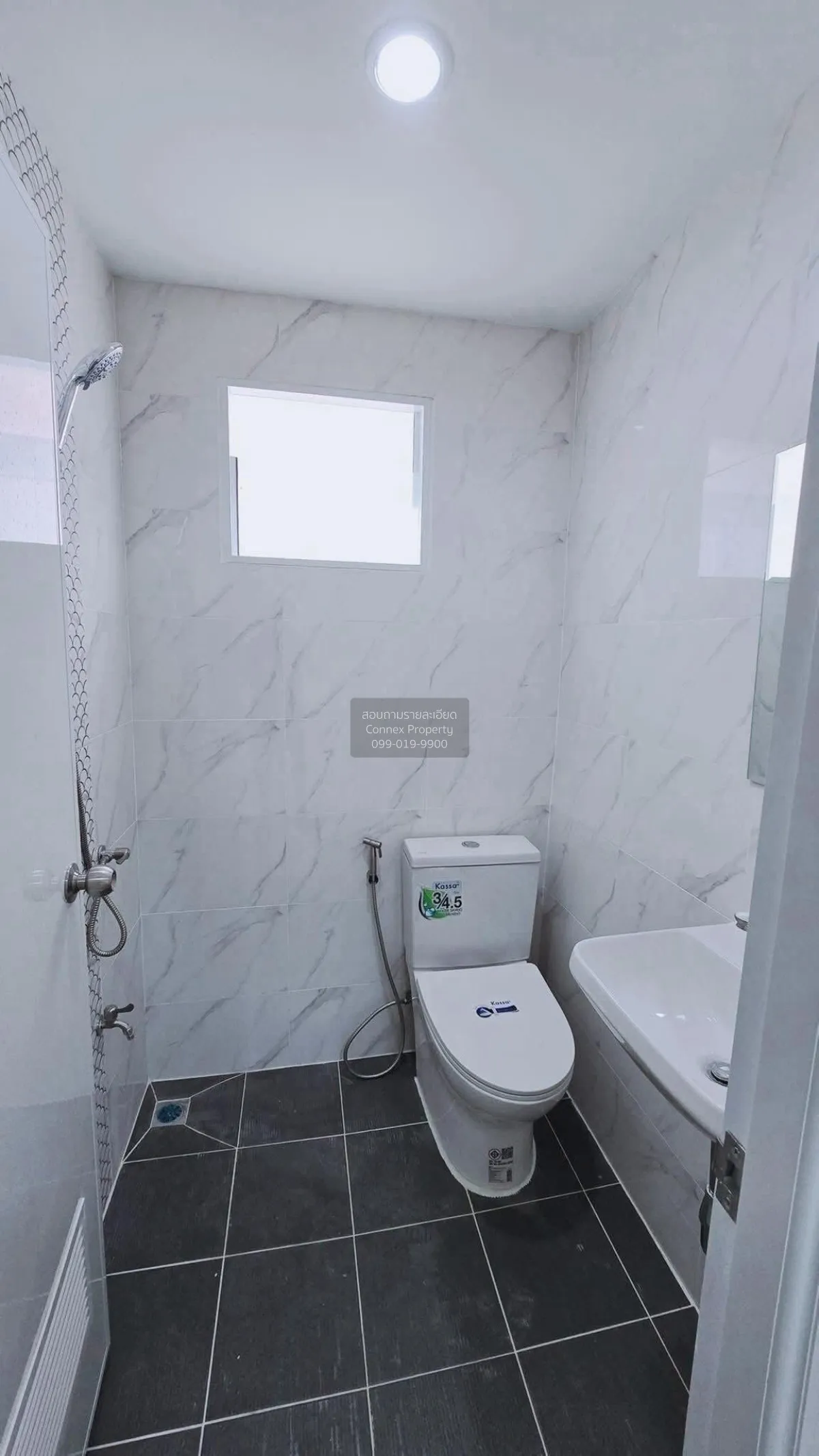 ขายทาวน์เฮ้าส์/ทาวน์โฮม  บ้านพระปิ่น 4 หน้ากว้าง รีโนเวทใหม่ หนอง