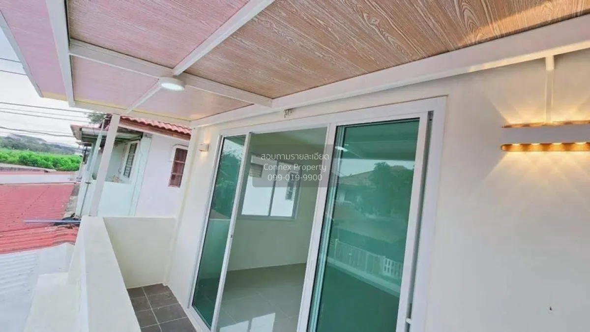 ขายทาวน์เฮ้าส์/ทาวน์โฮม  บ้านพระปิ่น 4 หน้ากว้าง รีโนเวทใหม่ หนอง