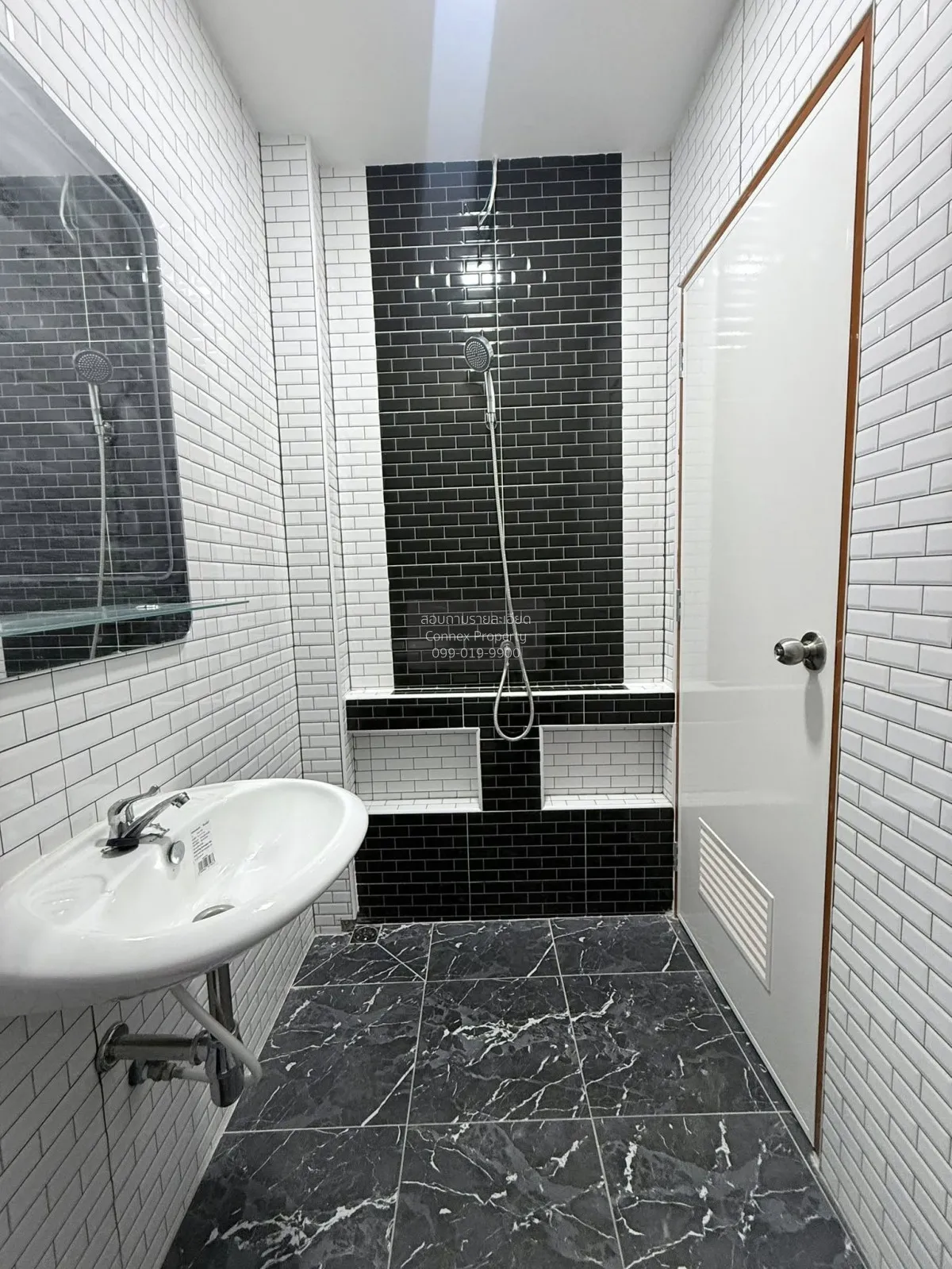 ขายบ้าน  อมรทรัพย์ กระทุ่มราย เขต หนองจอก กรุงเทพ CX-145755