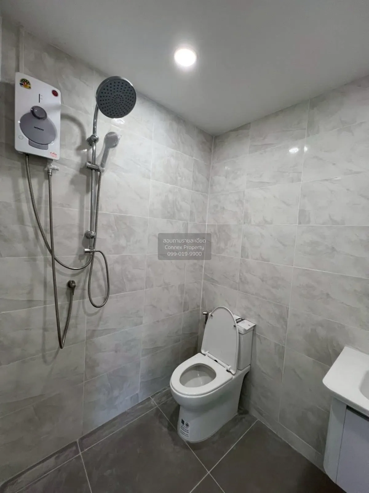 ขายทาวน์เฮ้าส์/ทาวน์โฮม  ประชาสุขซิตี้ ประชาอุทิศ 58/1 รีโนเวทใหม