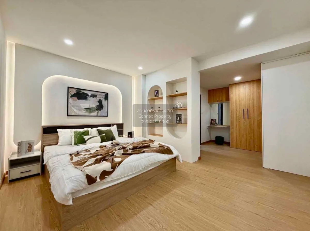 For Sale Condo , Centurion Park Ari , newly renovated , BTS-Ari , 4