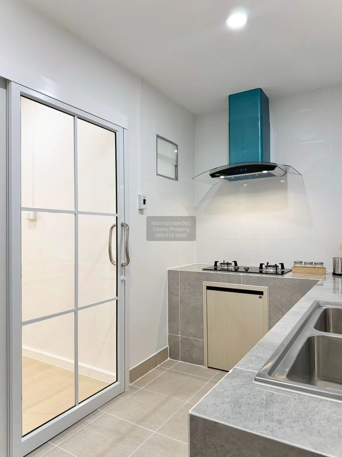 For Sale Townhouse/Townhome  , Baan Phrueksa D , newly renovated 