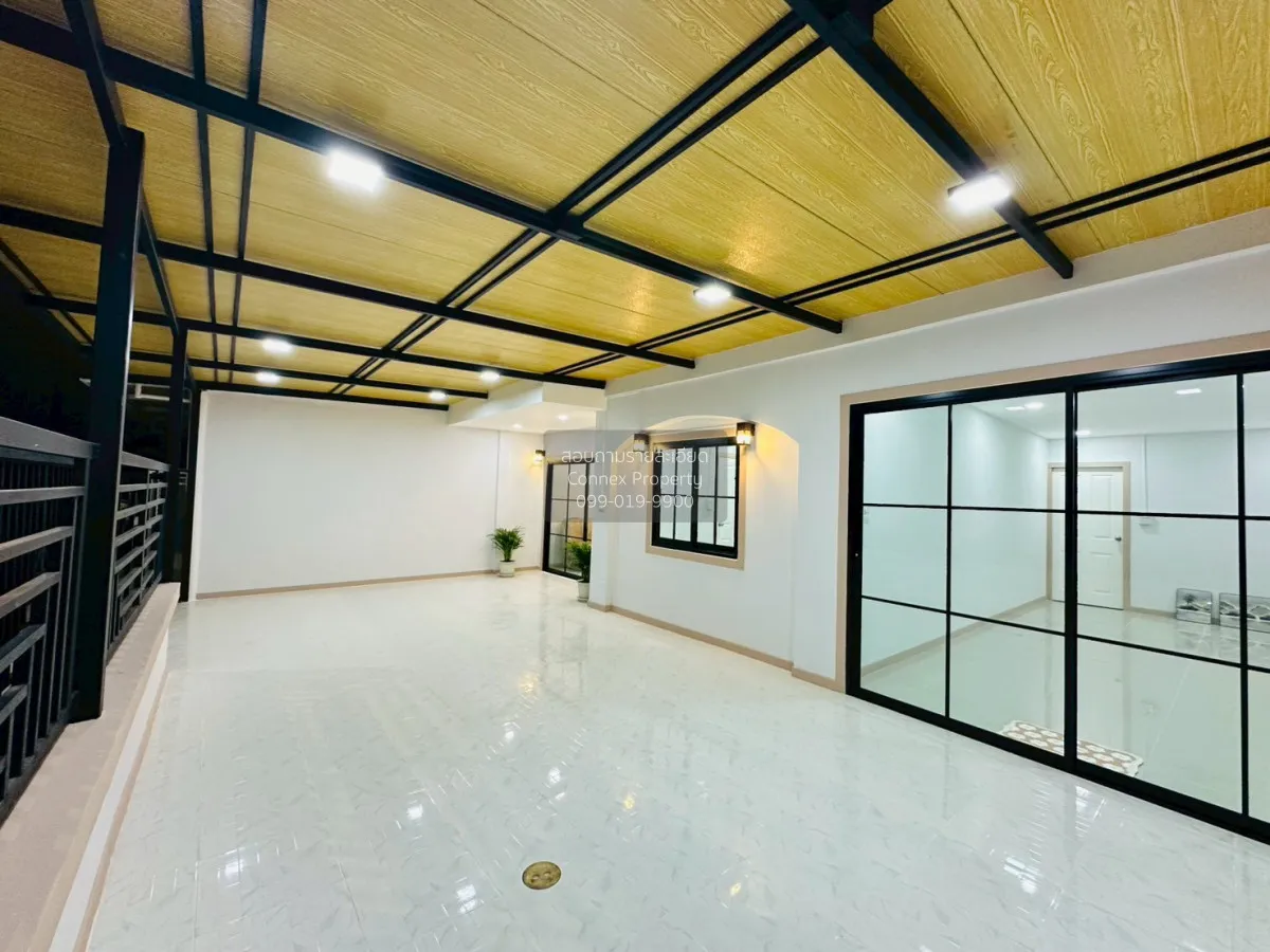 ขายทาวน์เฮ้าส์/ทาวน์โฮม  บ้านตะวันงาม รีโนเวทใหม่ บางใหญ่ บางใหญ่