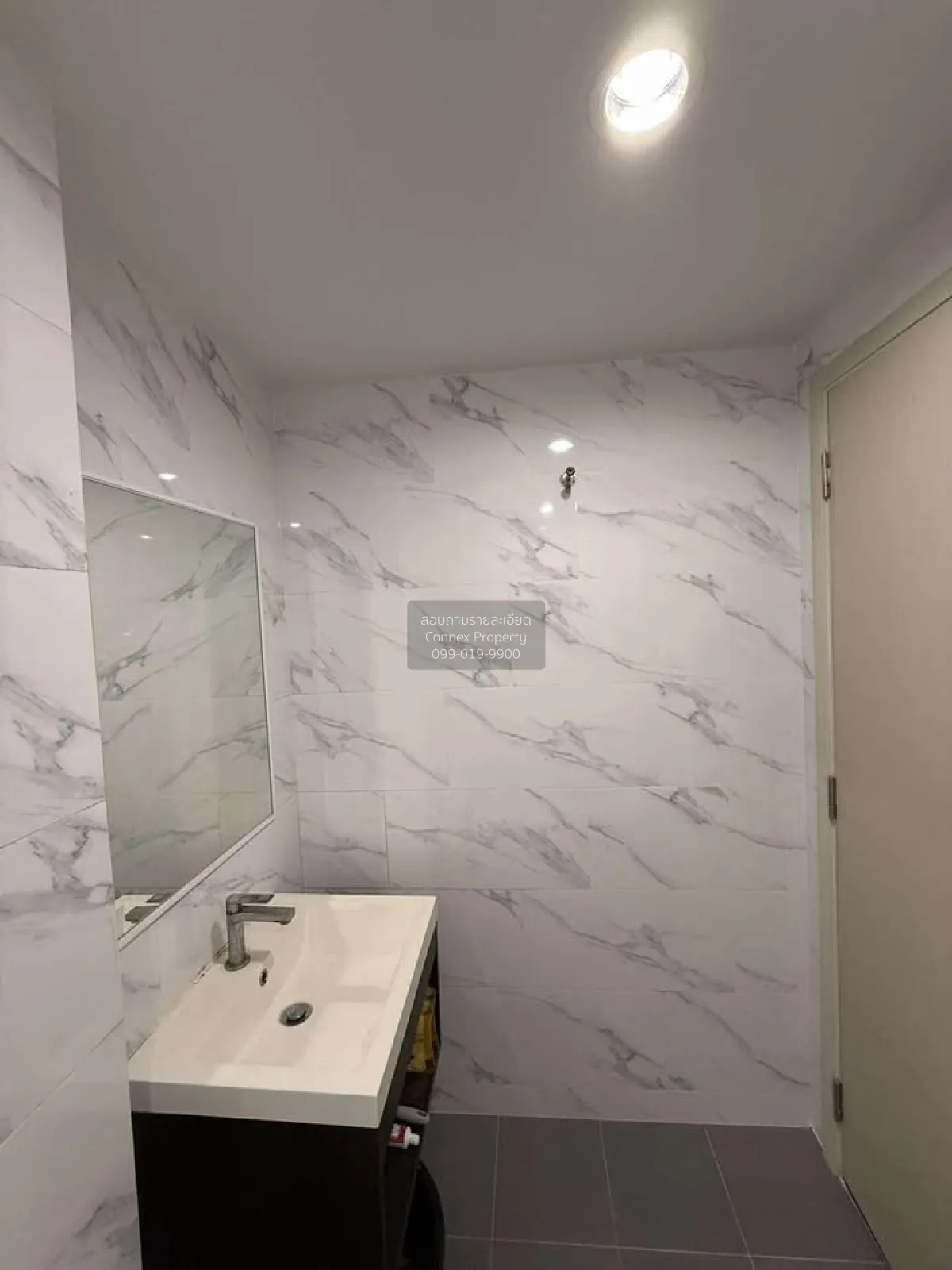 ขายคอนโด  ดิ เอ็กเซล รัชดา 18 MRT-สุทธิสาร สามเสนนอก เขต ห้วยขวาง