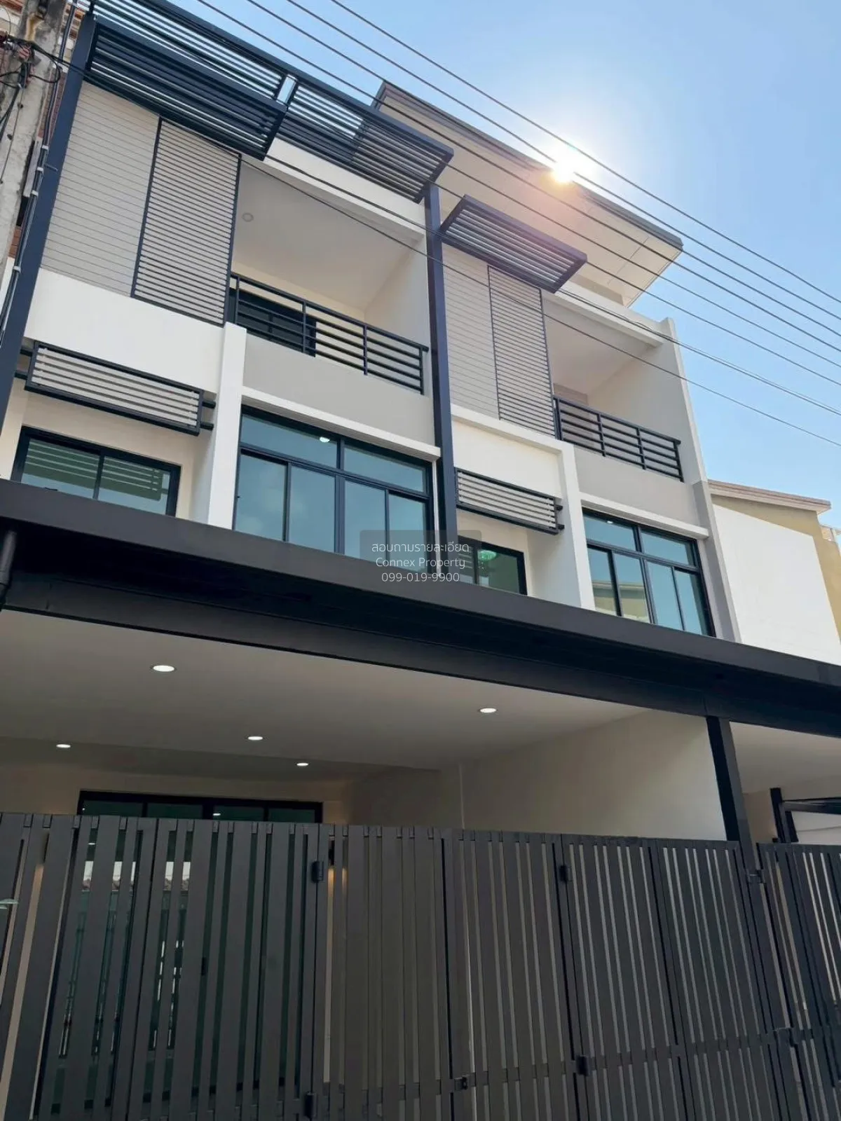 For Sale Townhouse/Townhome  , SIXNATURE WATCHARAPOL , newly reno 2