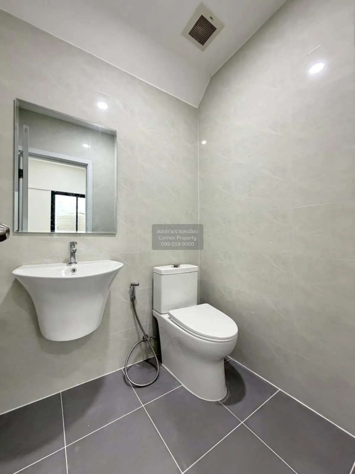 For Sale Townhouse/Townhome  , SIXNATURE WATCHARAPOL , newly reno