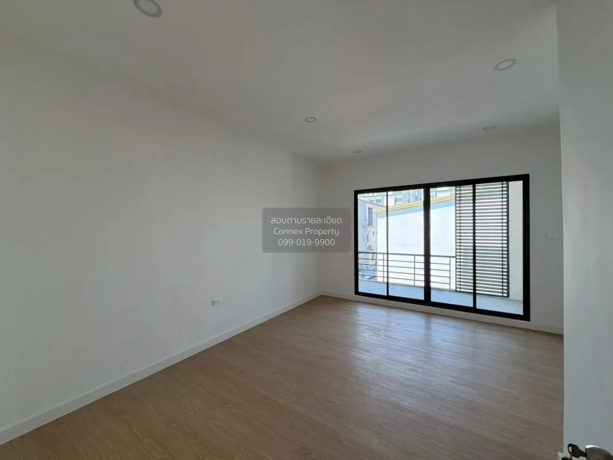 For Sale Townhouse/Townhome  , SIXNATURE WATCHARAPOL , newly reno