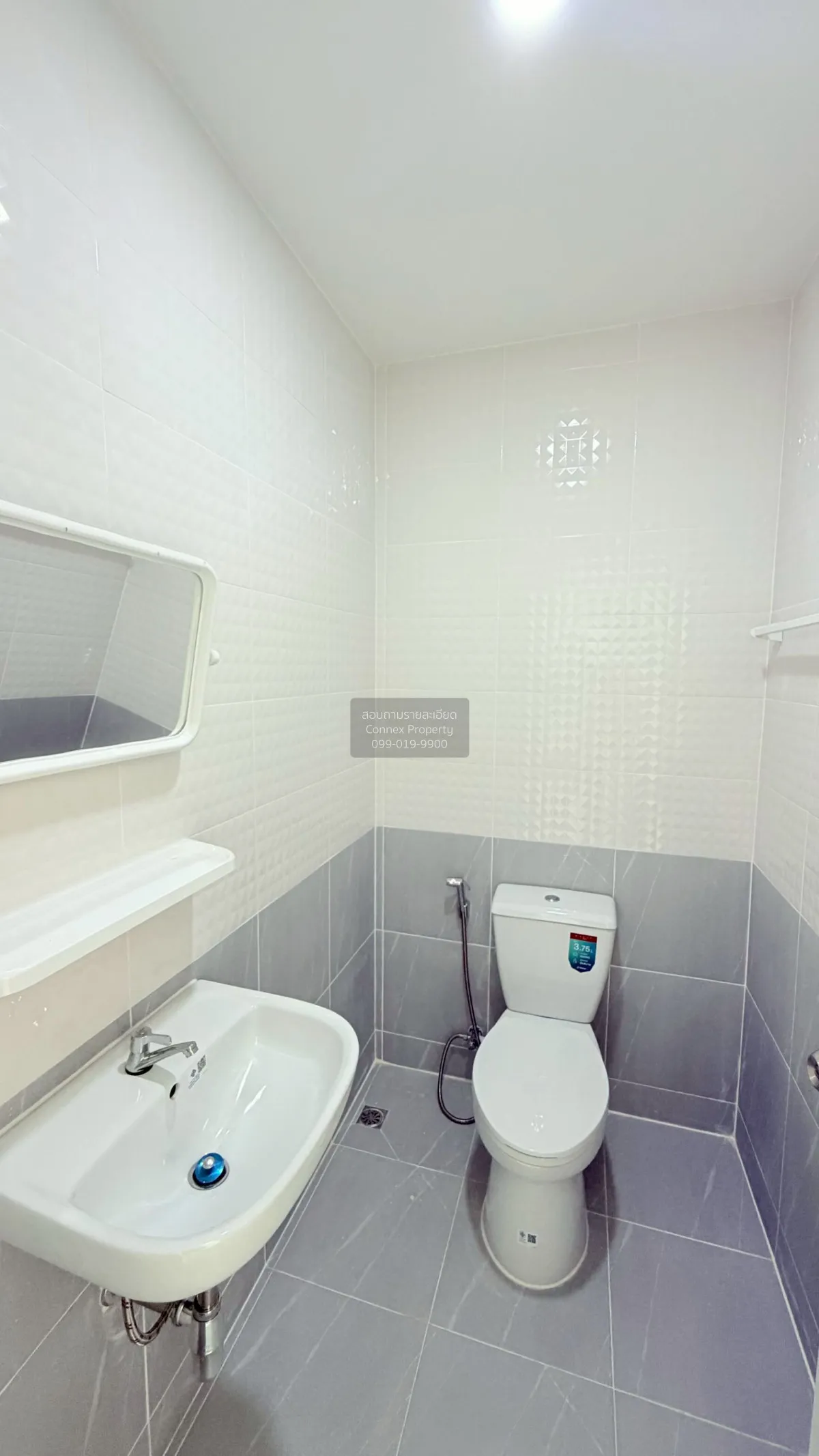 For Sale Townhouse/Townhome  , Uthong Place 2 , Khu Khot , Lam Lu