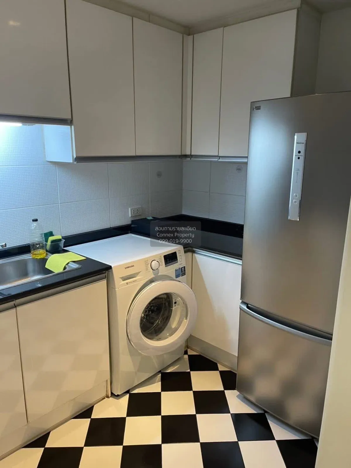 For Rent Condo , Serene Place , corner unit , wide frontage , BTS 4