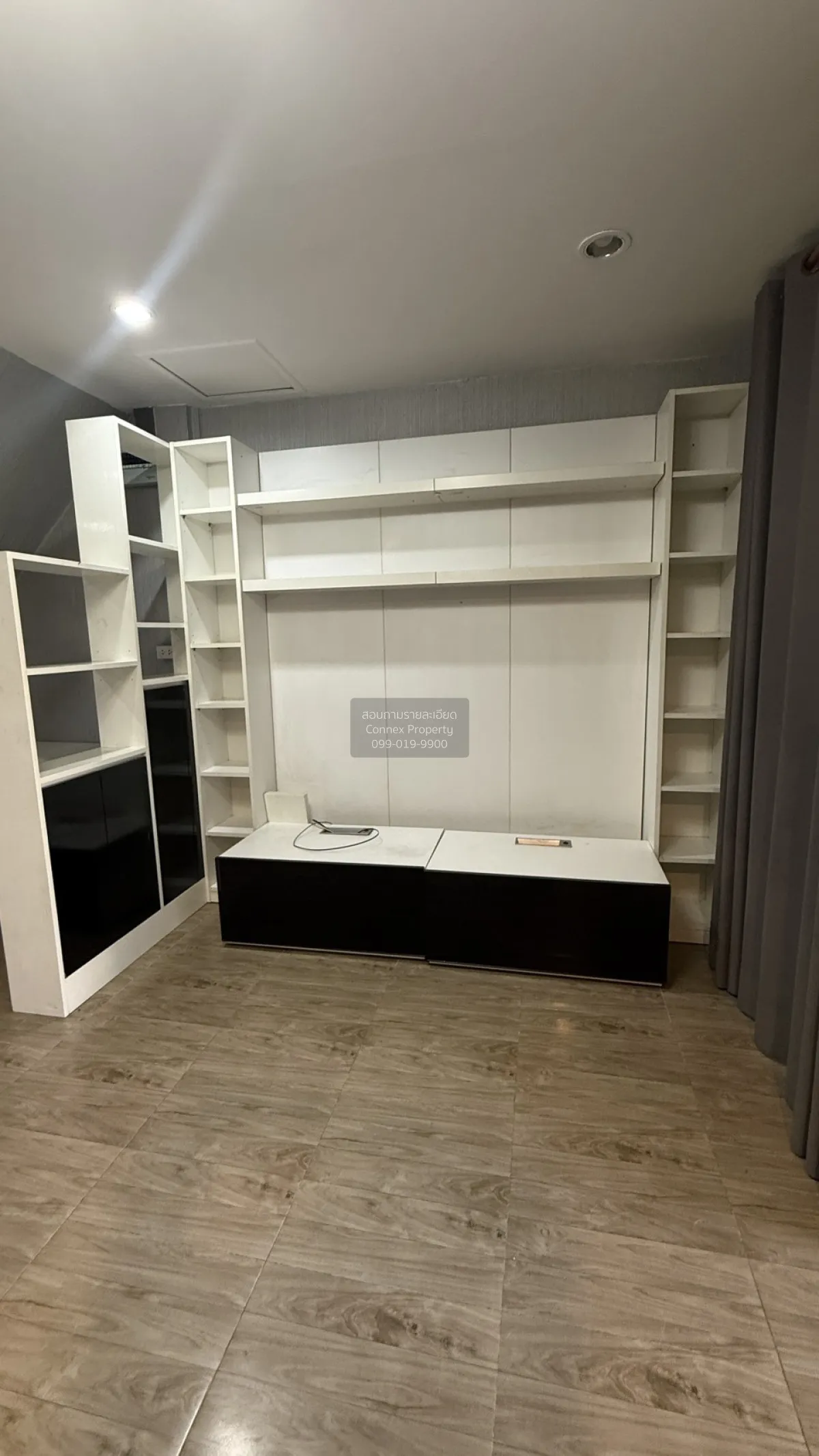 For Sale Townhouse/Townhome  , Burapha Villa , Chimphli , Taling 