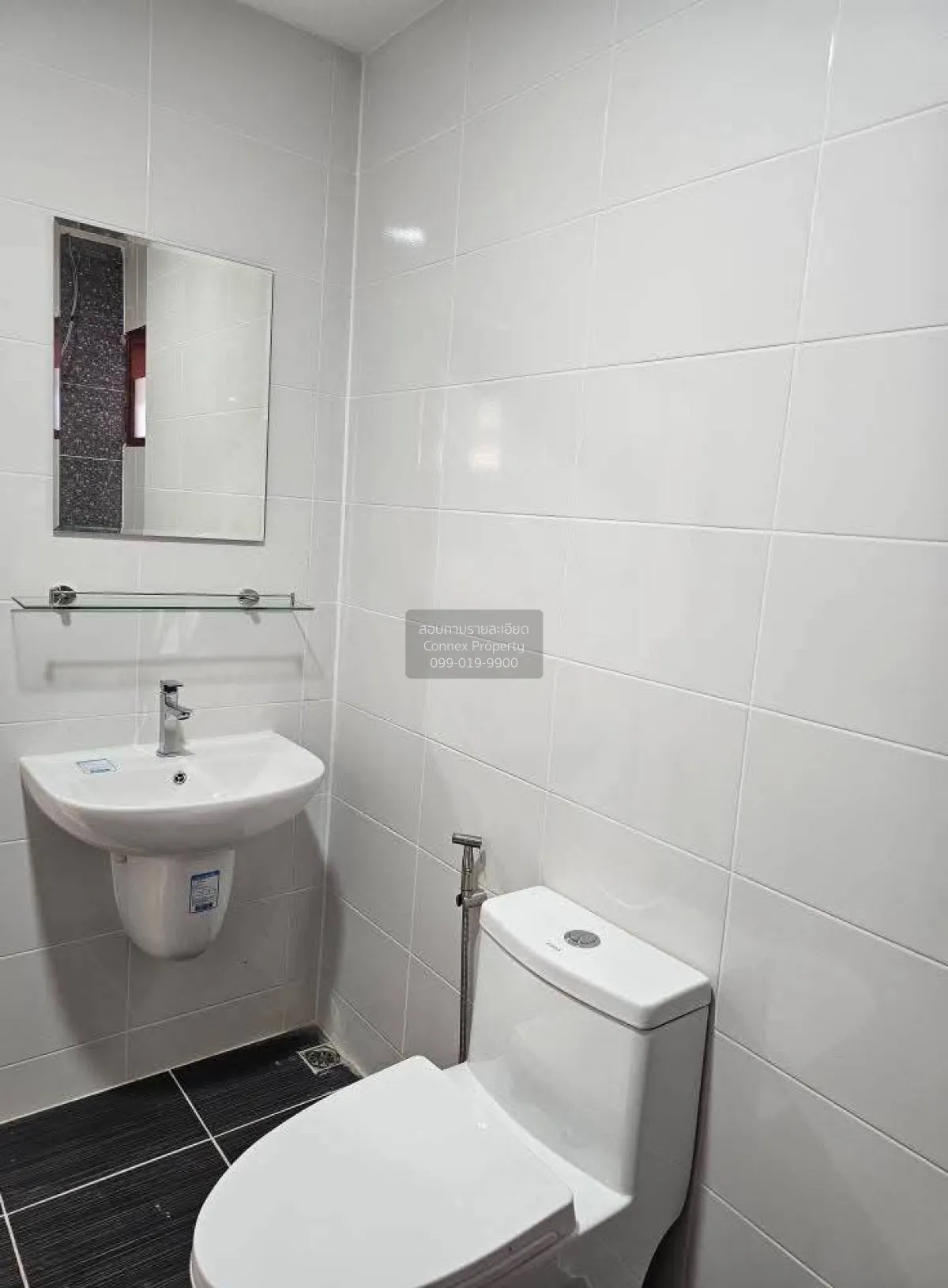 For Sale House , Baan Thara Rin  Khlong 2 , wide frontage , Khu K