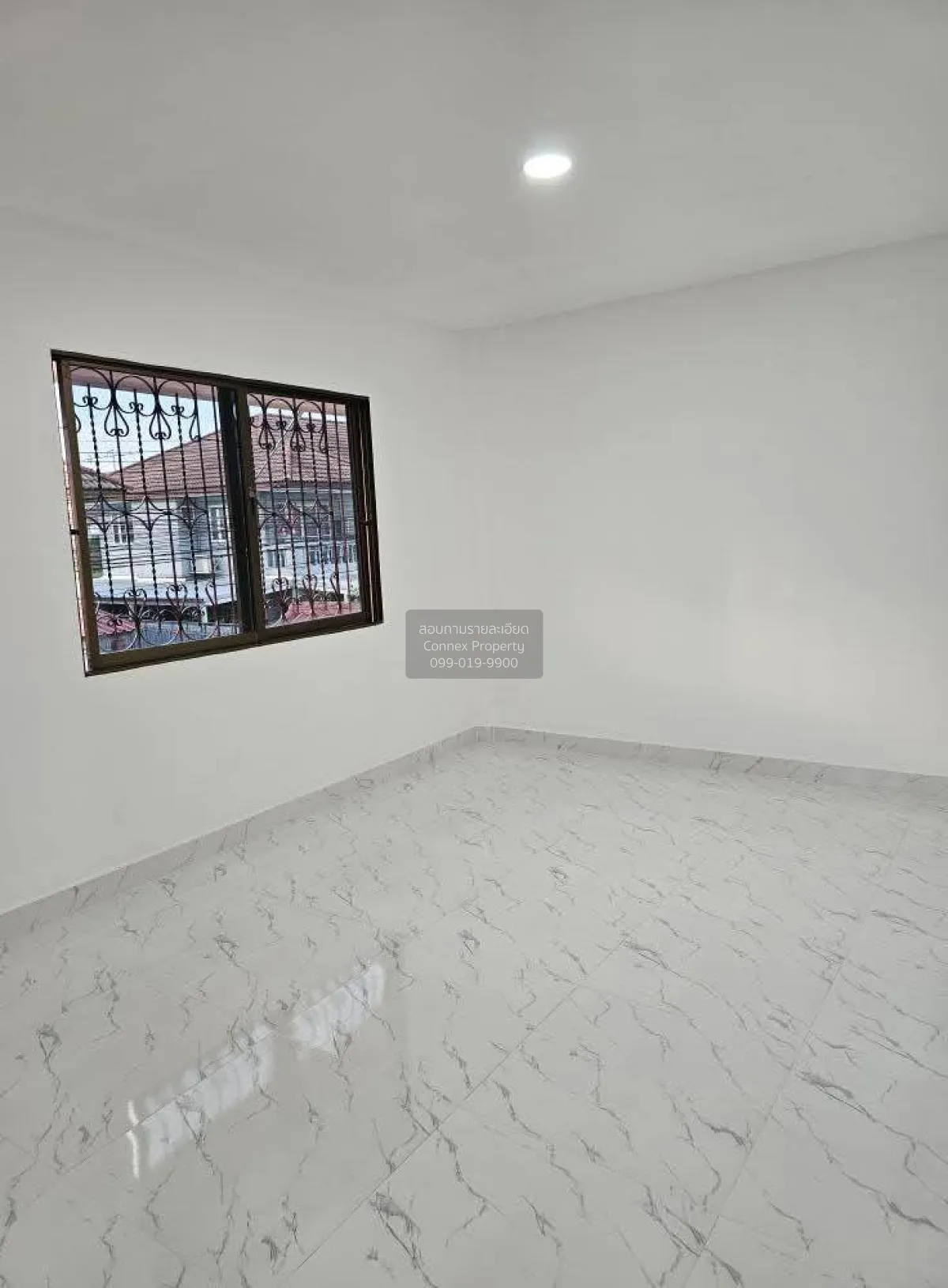 For Sale House , Baan Thara Rin  Khlong 2 , wide frontage , Khu K