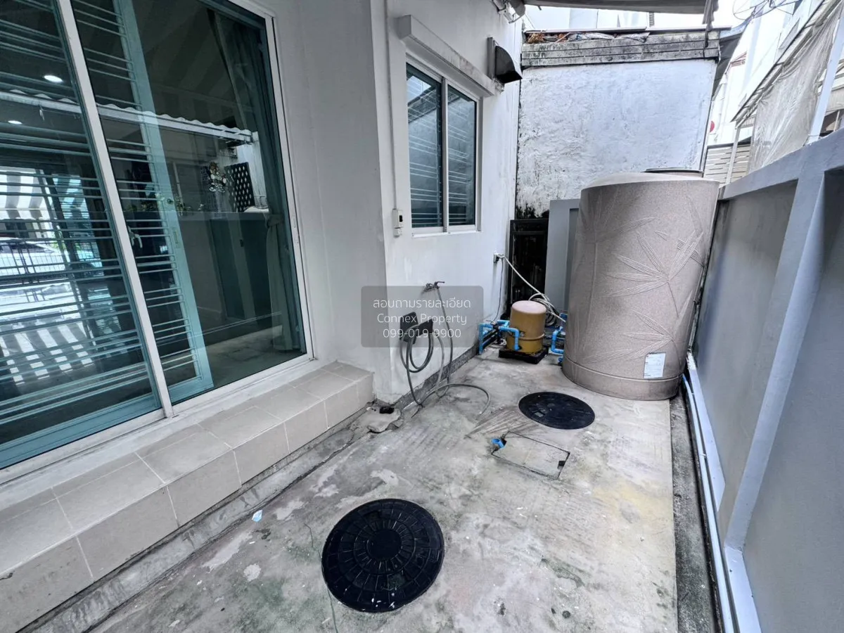 ขายทาวน์เฮ้าส์/ทาวน์โฮม  บ้านกลางเมือง เอส - เซ้นส์ ศรีนครินทร์ ห