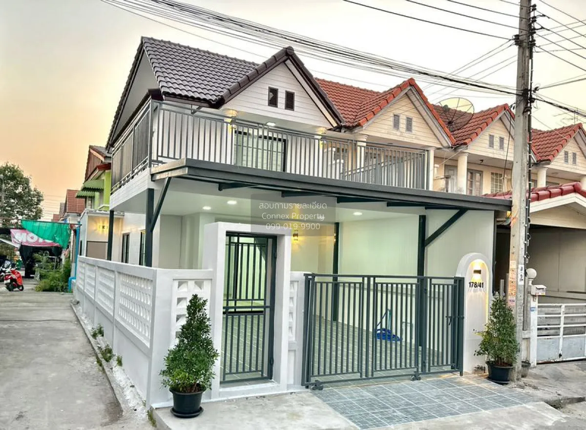 For Sale Townhouse/Townhome  , Baan Buathong 4 Baan Kluay-Sai Noi 2