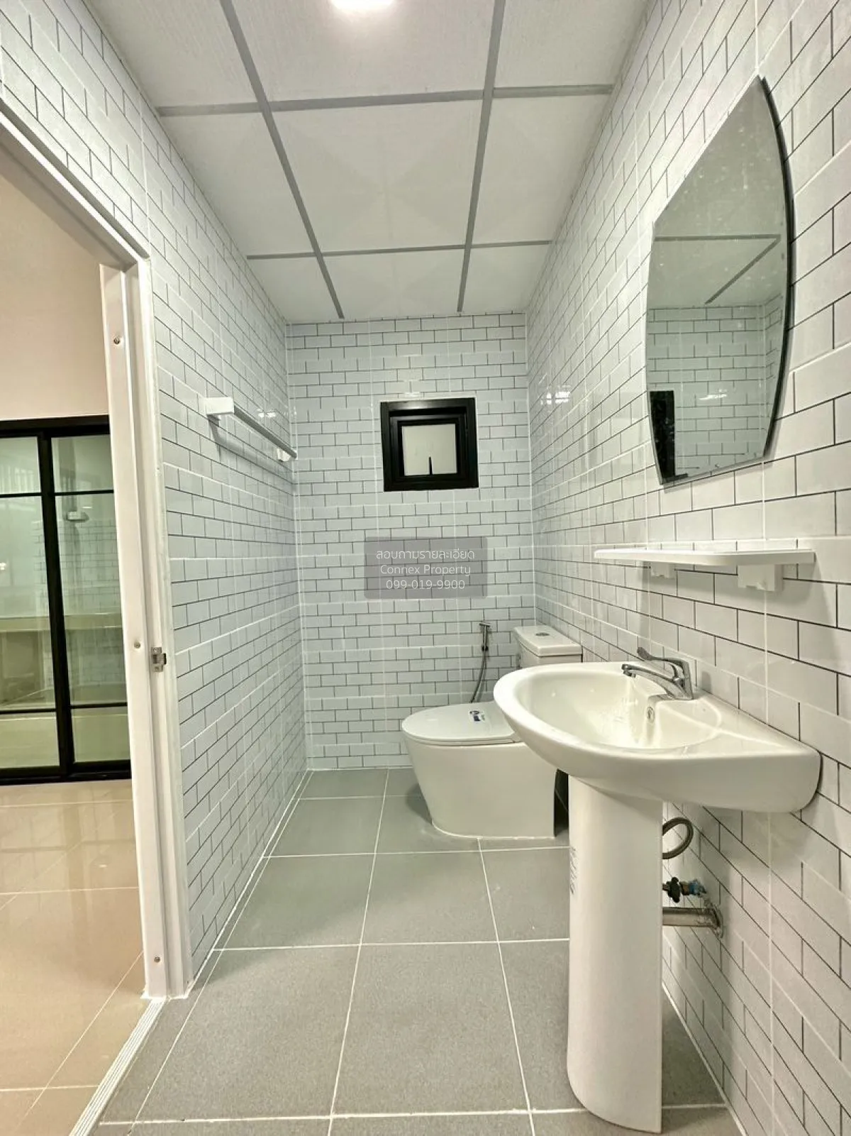 For Sale Townhouse/Townhome  , Baan Buathong 4 Baan Kluay-Sai Noi