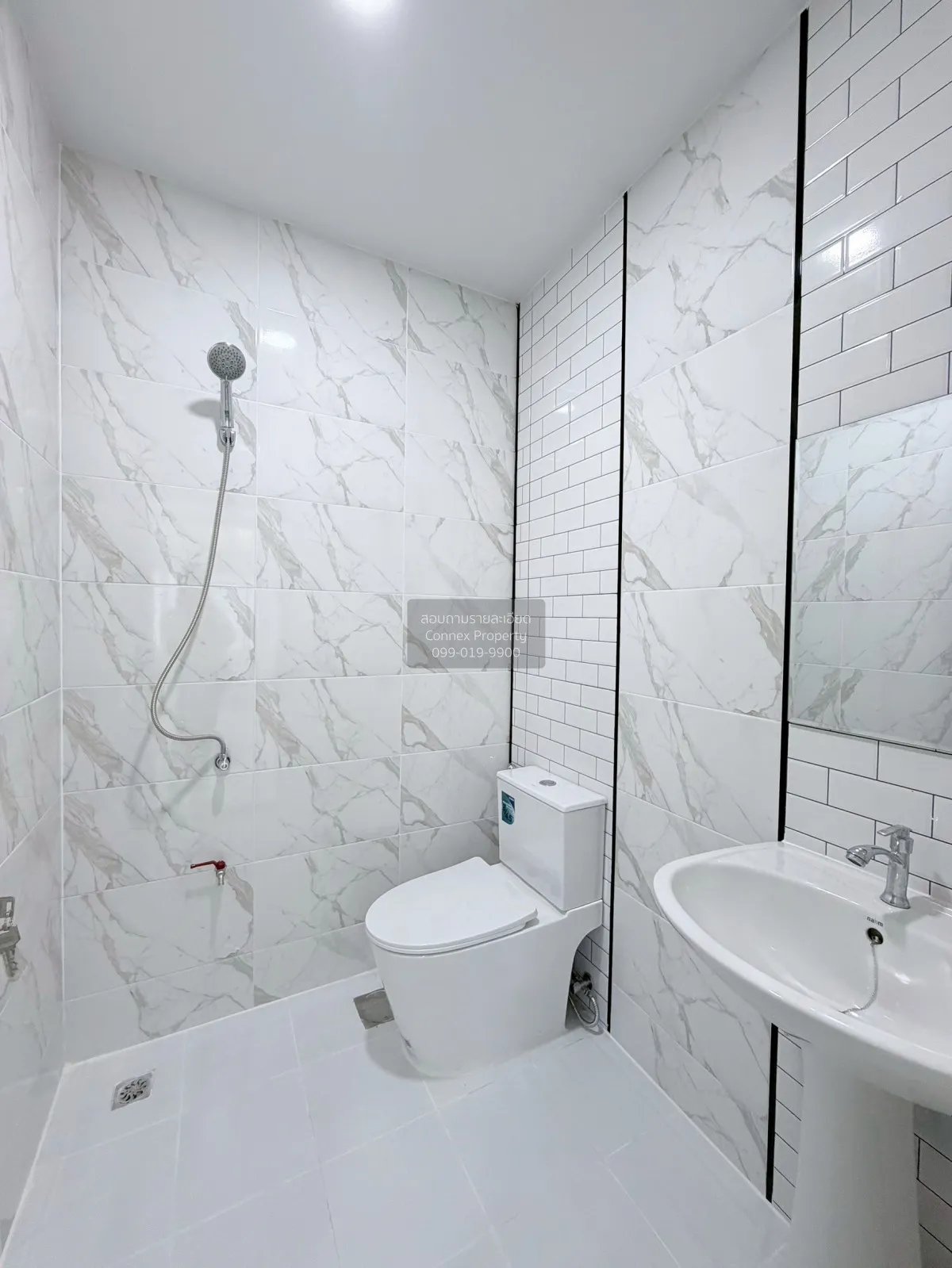 For Sale House , Baan Phet Anan , Lat Sawai , Lam Luk Ka , Pathum