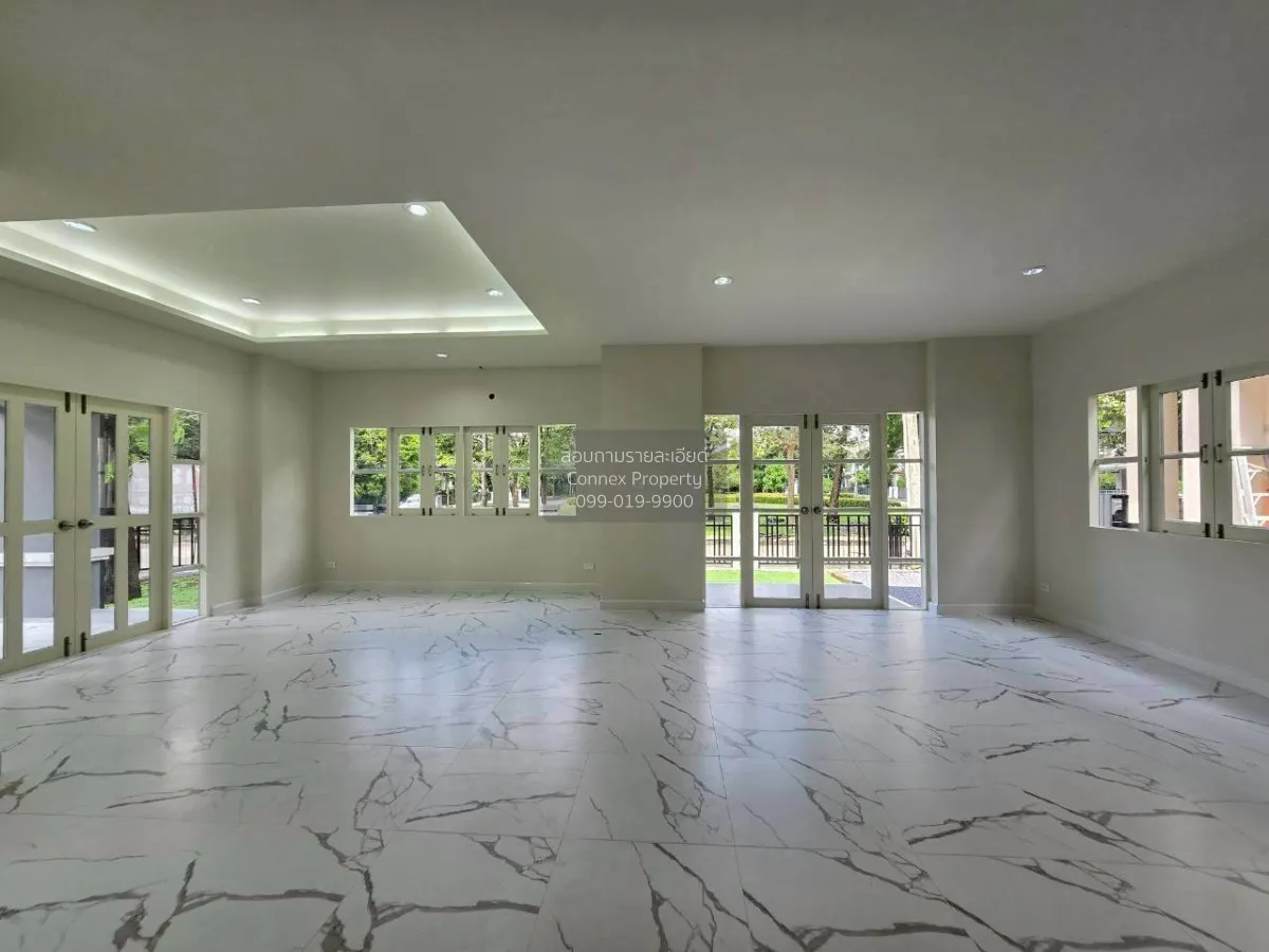 For Sale House , Setthasiri Ramintra , corner unit , wide frontag