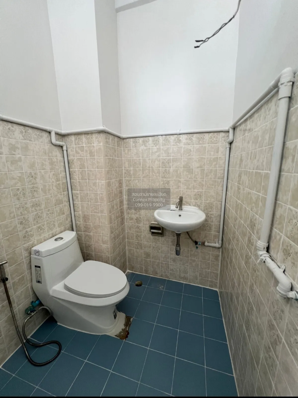 For Rent Commercial building for rent , Jaroen nakorn 14 , newly 