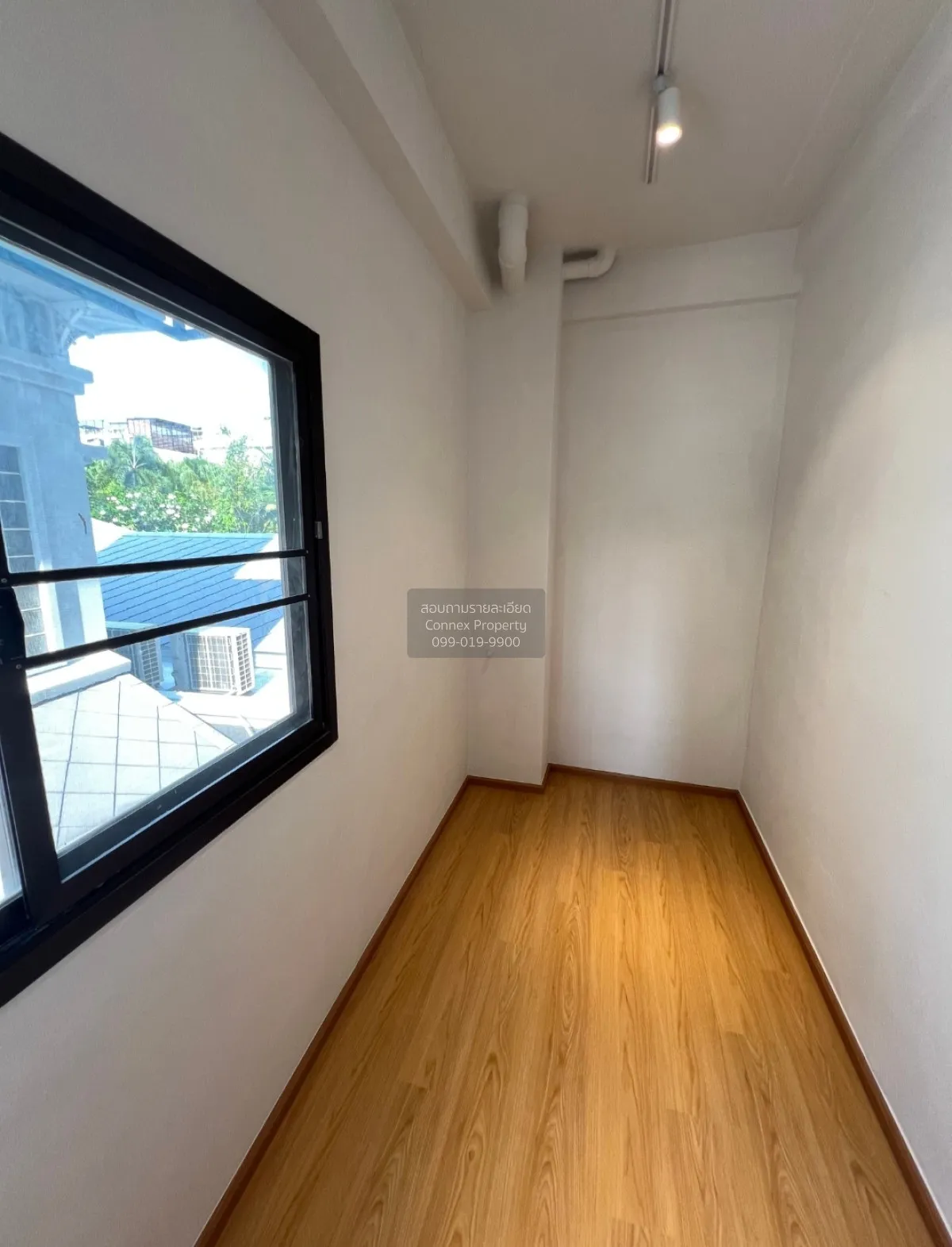 For Rent Commercial building for rent , Jaroen nakorn 14 , newly 