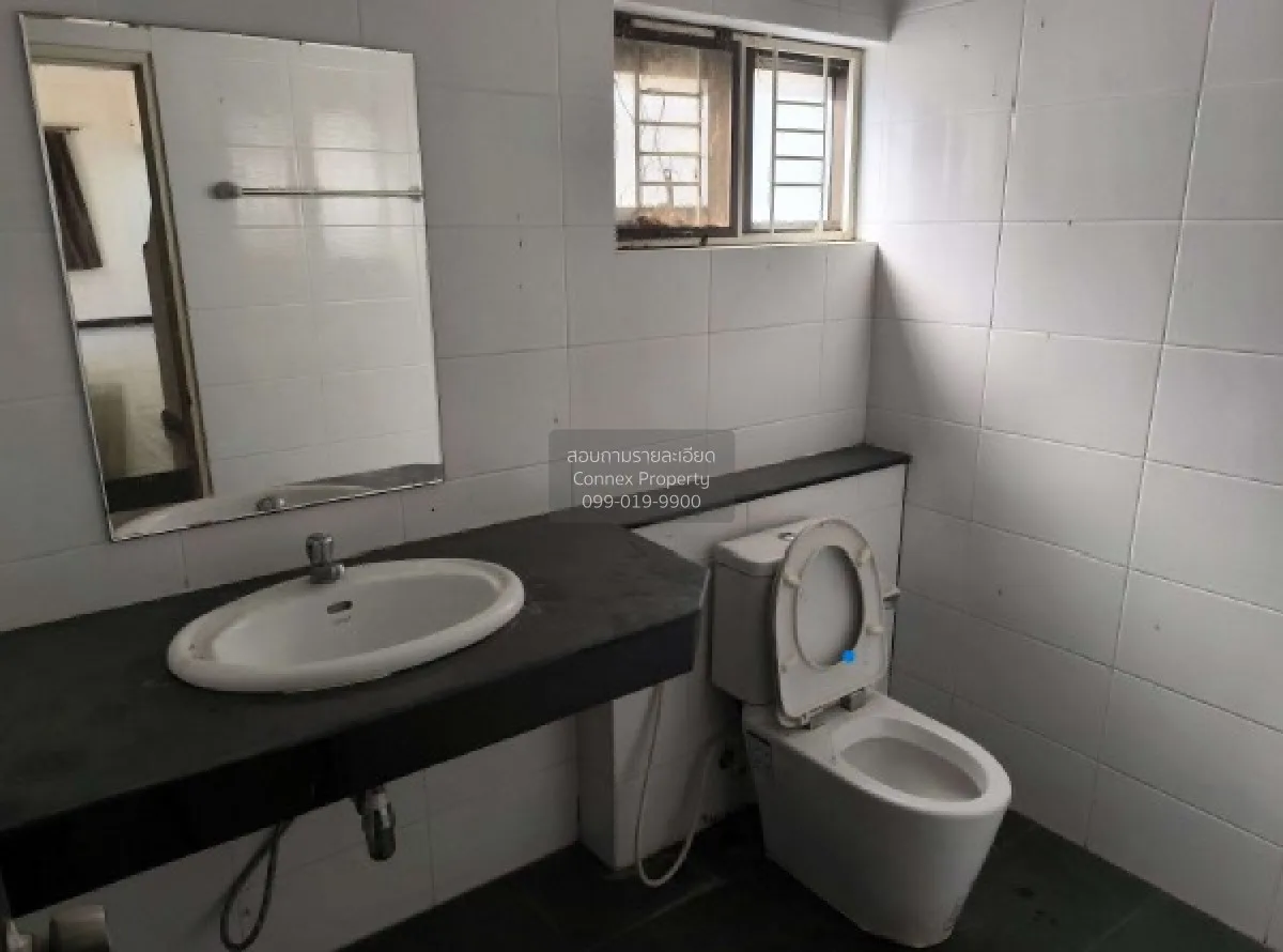 ขายบ้าน  โกลเด้น ปาร์ค ศรีราชา สุรศักดิ์ ศรีราชา ชลบุรี CX-146344