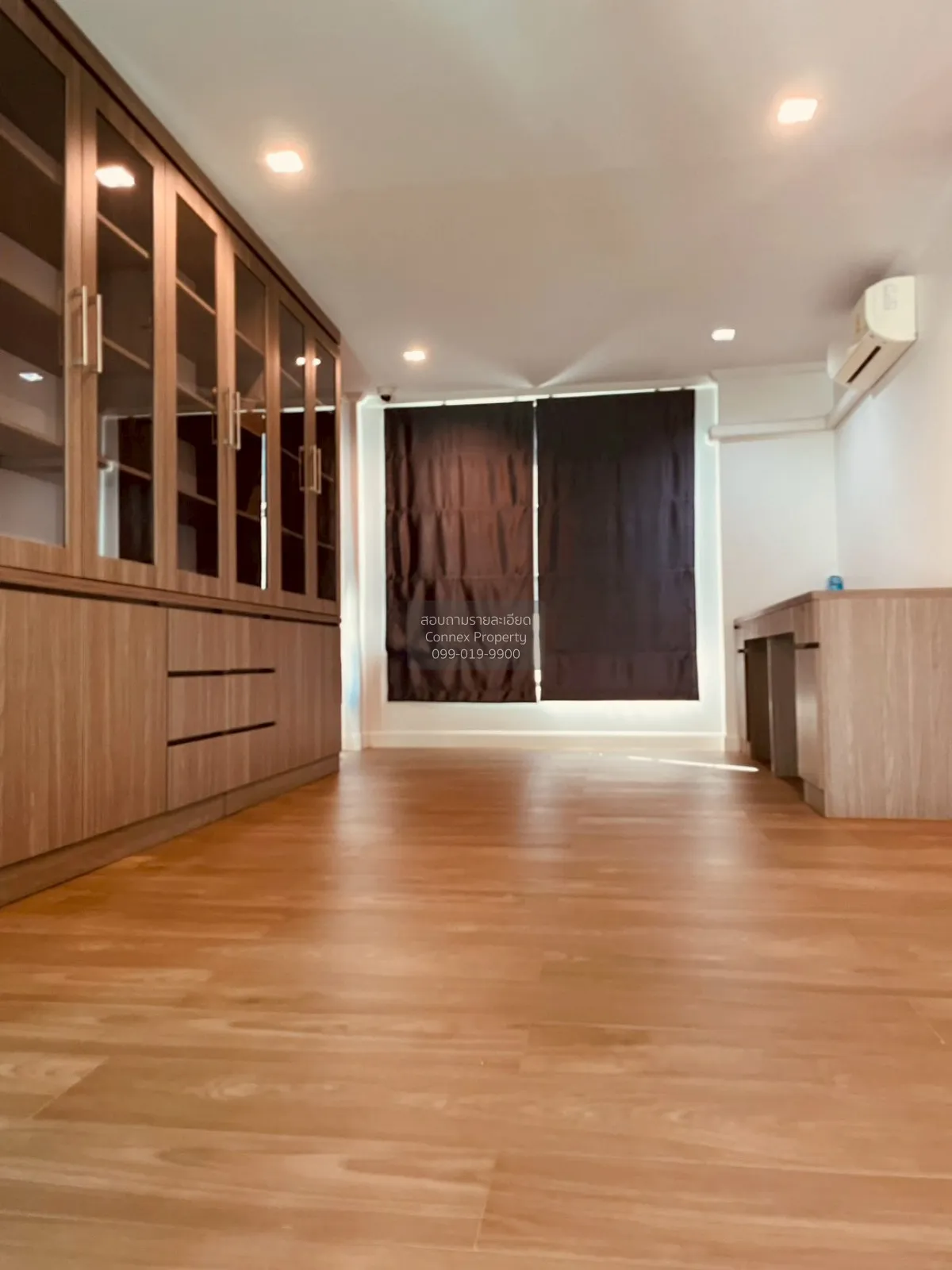 ขายบ้าน  ศุภาลัย เอสเซ้นส์ ลาดพร้าว MRT-ลาดพร้าว 101 (สายสีเหลือง 3