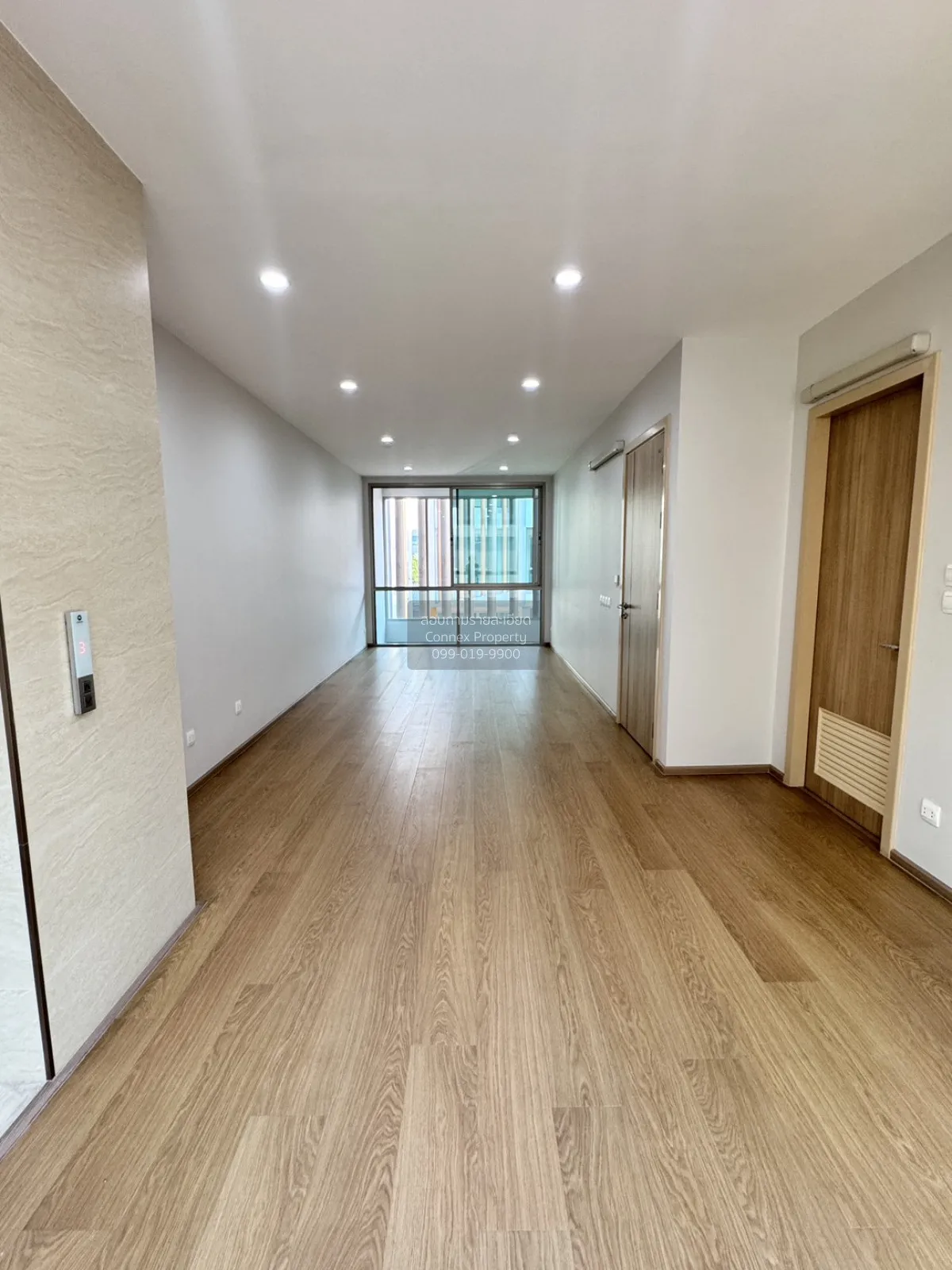 For Sale Townhouse/Townhome  , Qualitia Sukhumvit 62 , corner uni