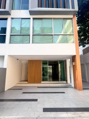 For Sale Townhouse/Townhome  , Qualitia Sukhumvit 62 , corner unit , Phra Khanong Tai , Phra Khanong , Bangkok , CX-146410
