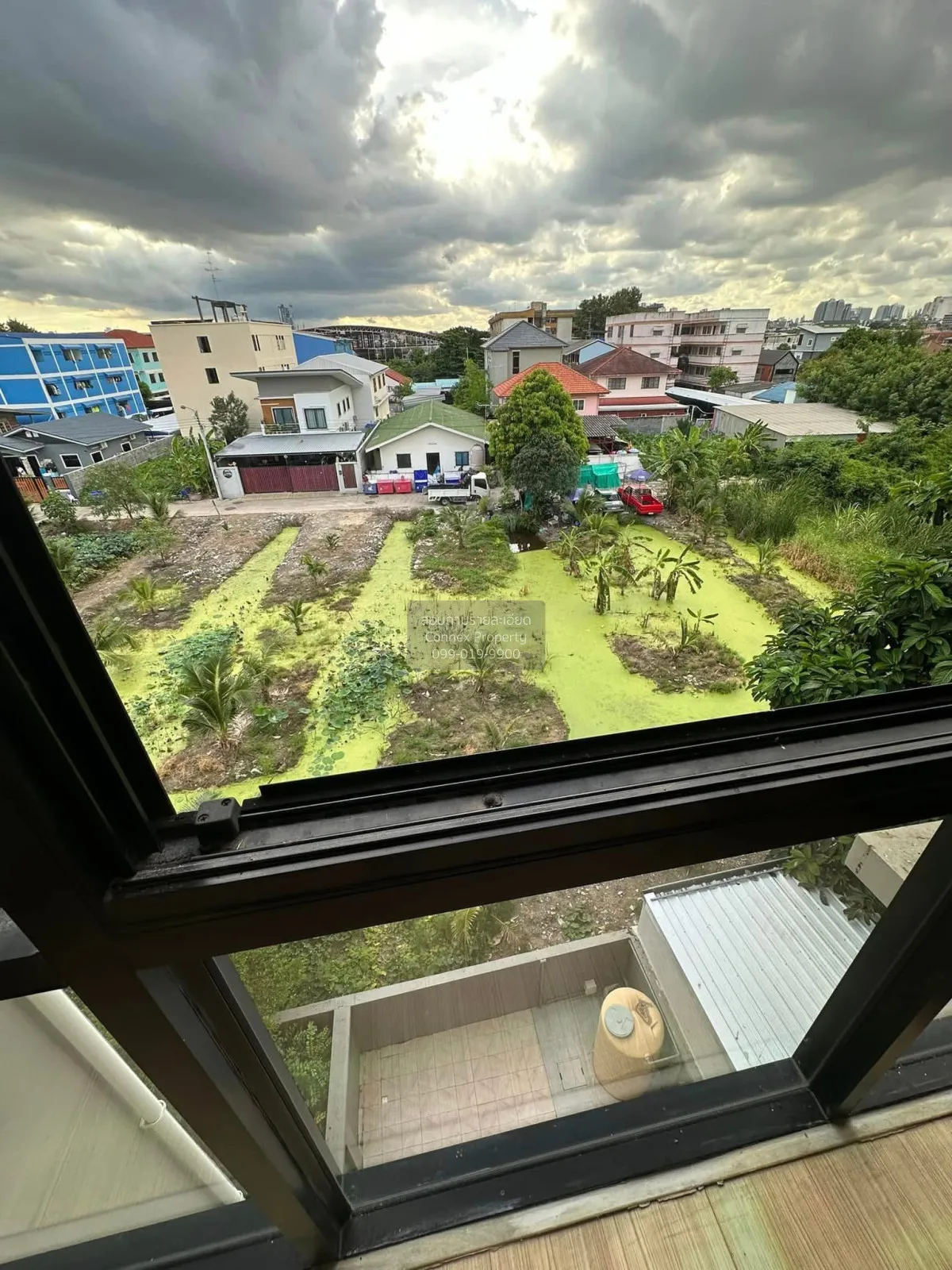 For Rent Townhouse/Townhome  , Y Residence Sukhumvit 113 , BTS-Sa