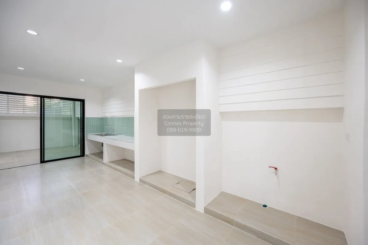 For Sale House , Perfect Place Rattanathibet , Sai Ma , Mueang No