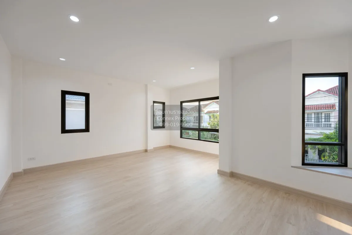 For Sale House , Perfect Place Rattanathibet , Sai Ma , Mueang No